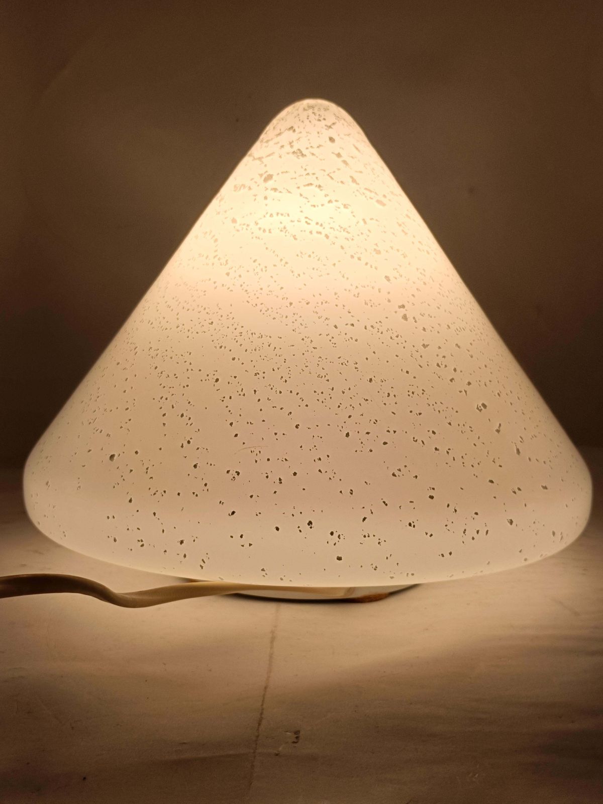 Murano Glass Cone Shaped Table Lamp, Italy 1980s photo 335.0