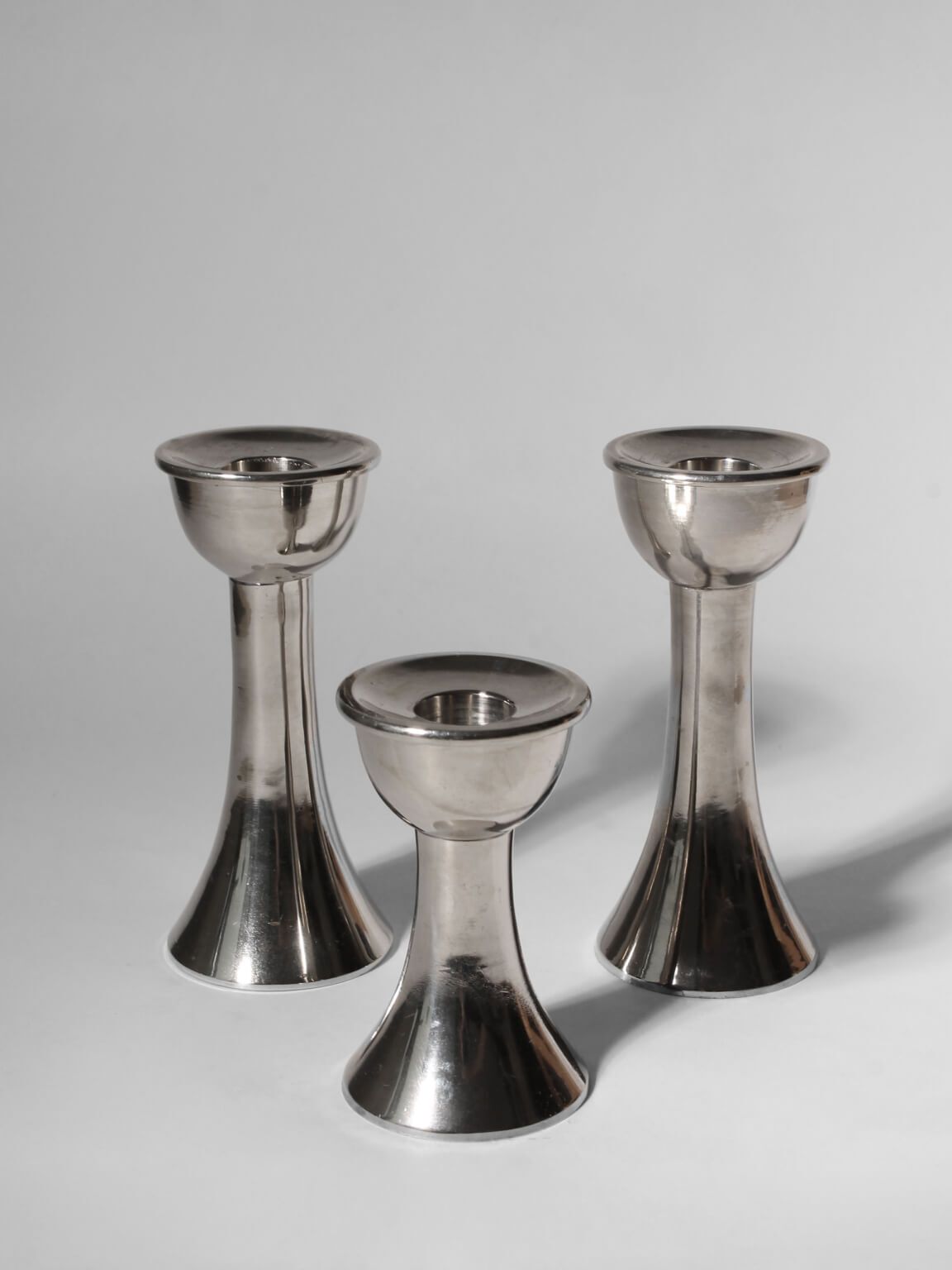 Mid-Century zilveren aluminium kandelaars, set van 3, Duitsland photo furniture