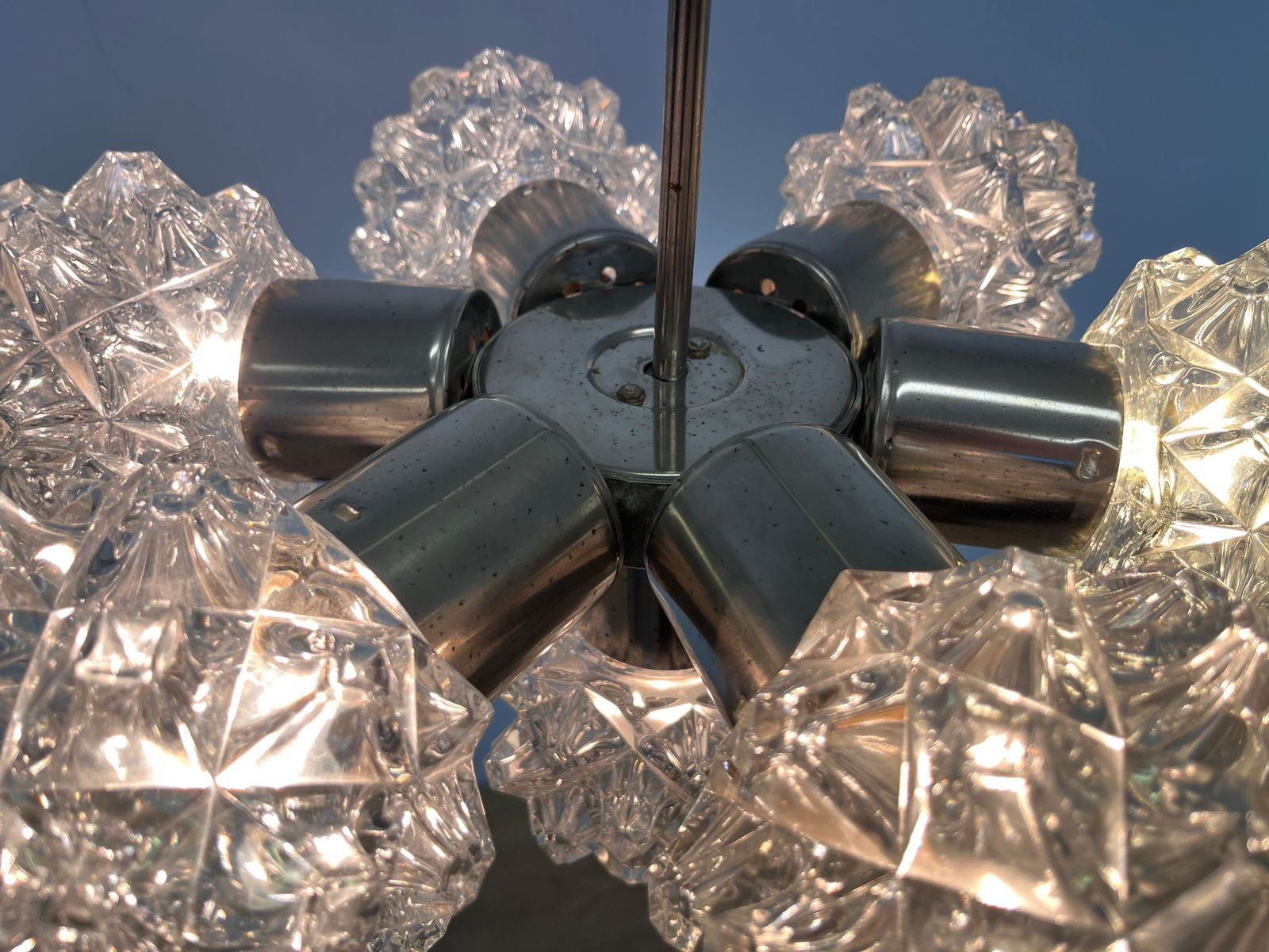 Design hanglamp van glas en chroom van Kamenicky Senov, Tsjecho-Slowakije, jaren 1970 photo Verlichting