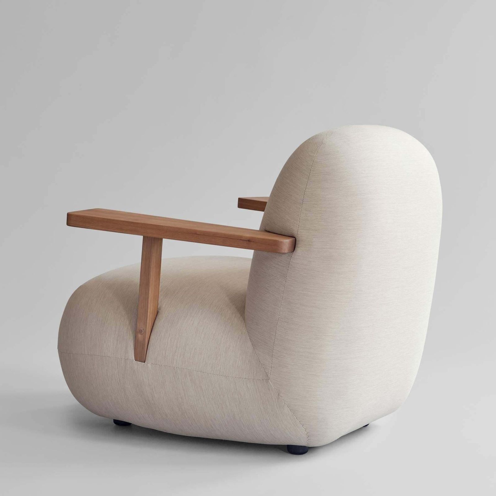 Lounge Chair With Teak Armrests In Warm Ash Outdoor Fabric photo 3267.0