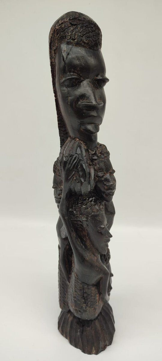 Modernist Hand Carved Ujamaa Sculpture In Ebony Makonde, 20th Century photo furniture