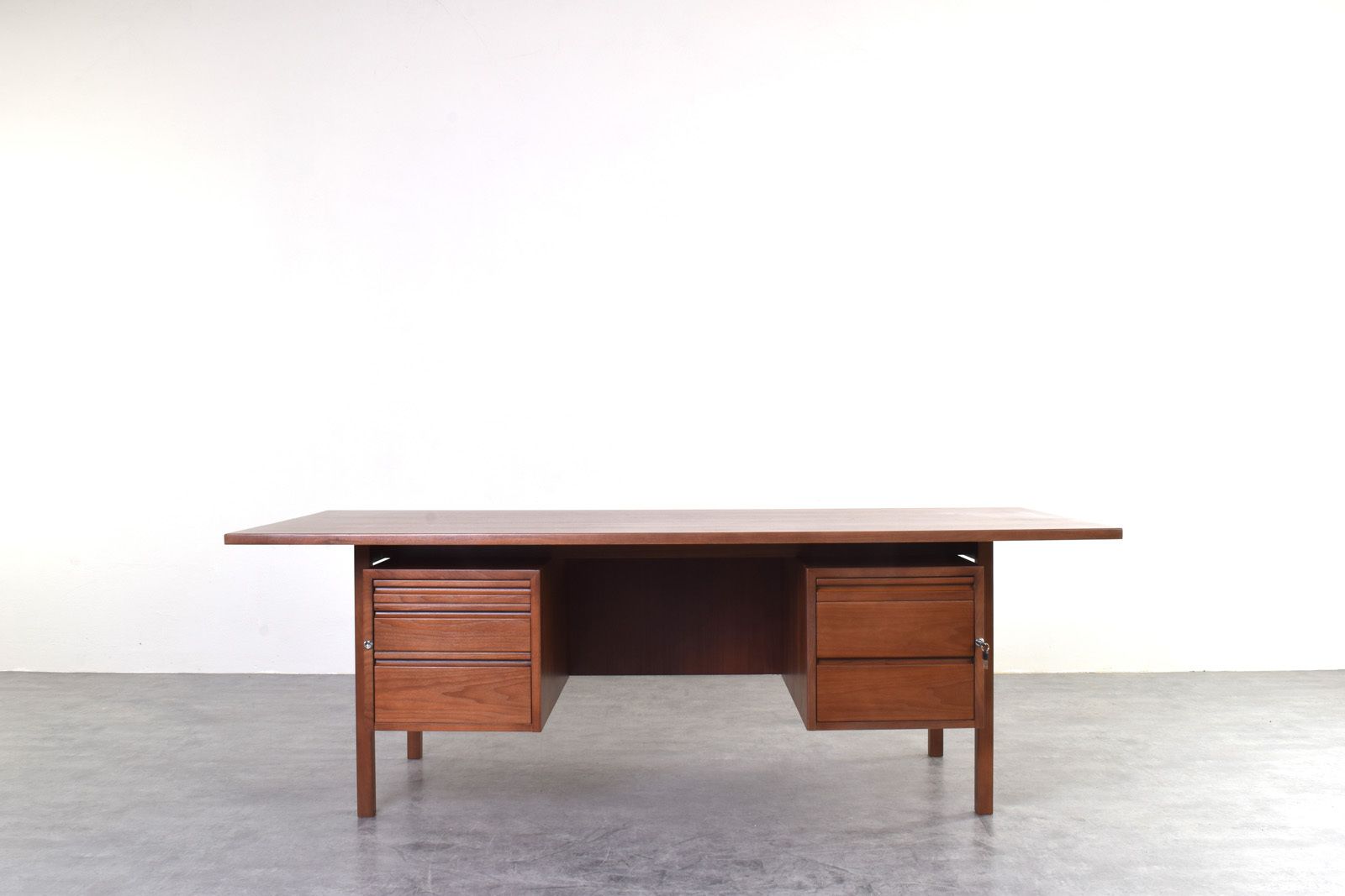 Mid Century Large American Walnut Executive Desk