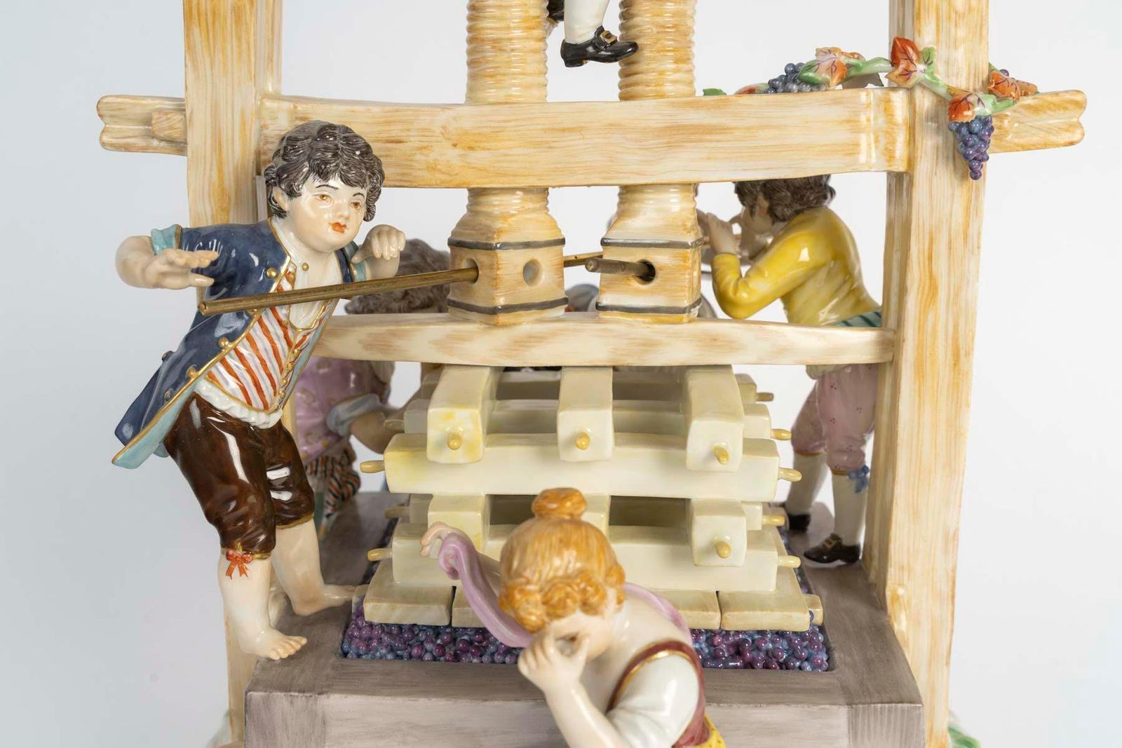 Large Meissen Porcelain Figurine Set, “The Wine Press” Early 20th Century. photo buy