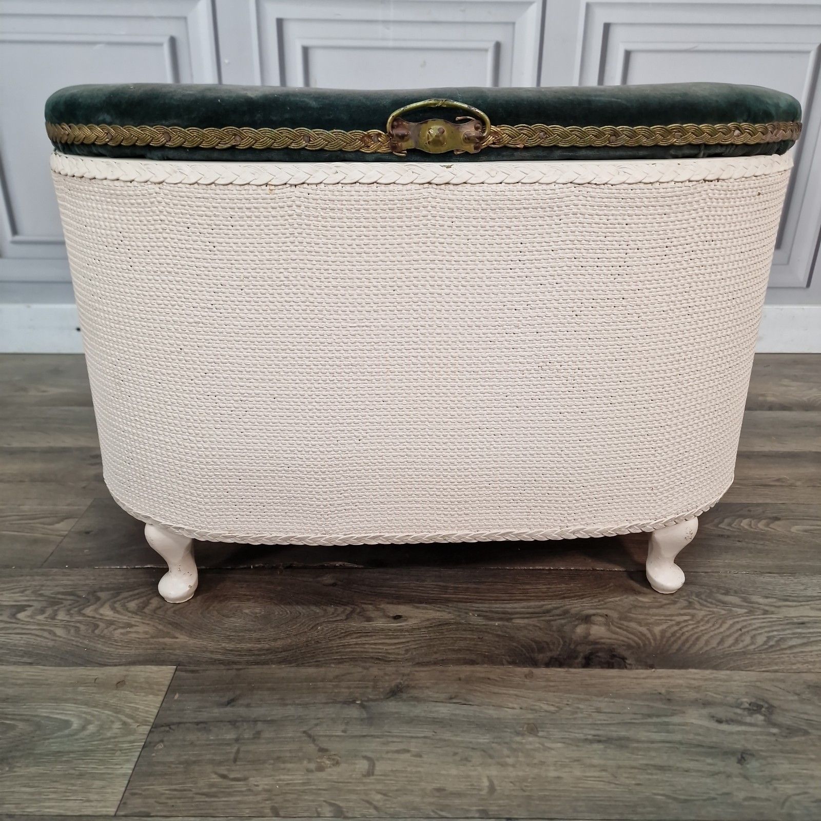 70.0 Vintage Storage Ottoman White Blanket Box Upholstered Top Retro Loom Style photo