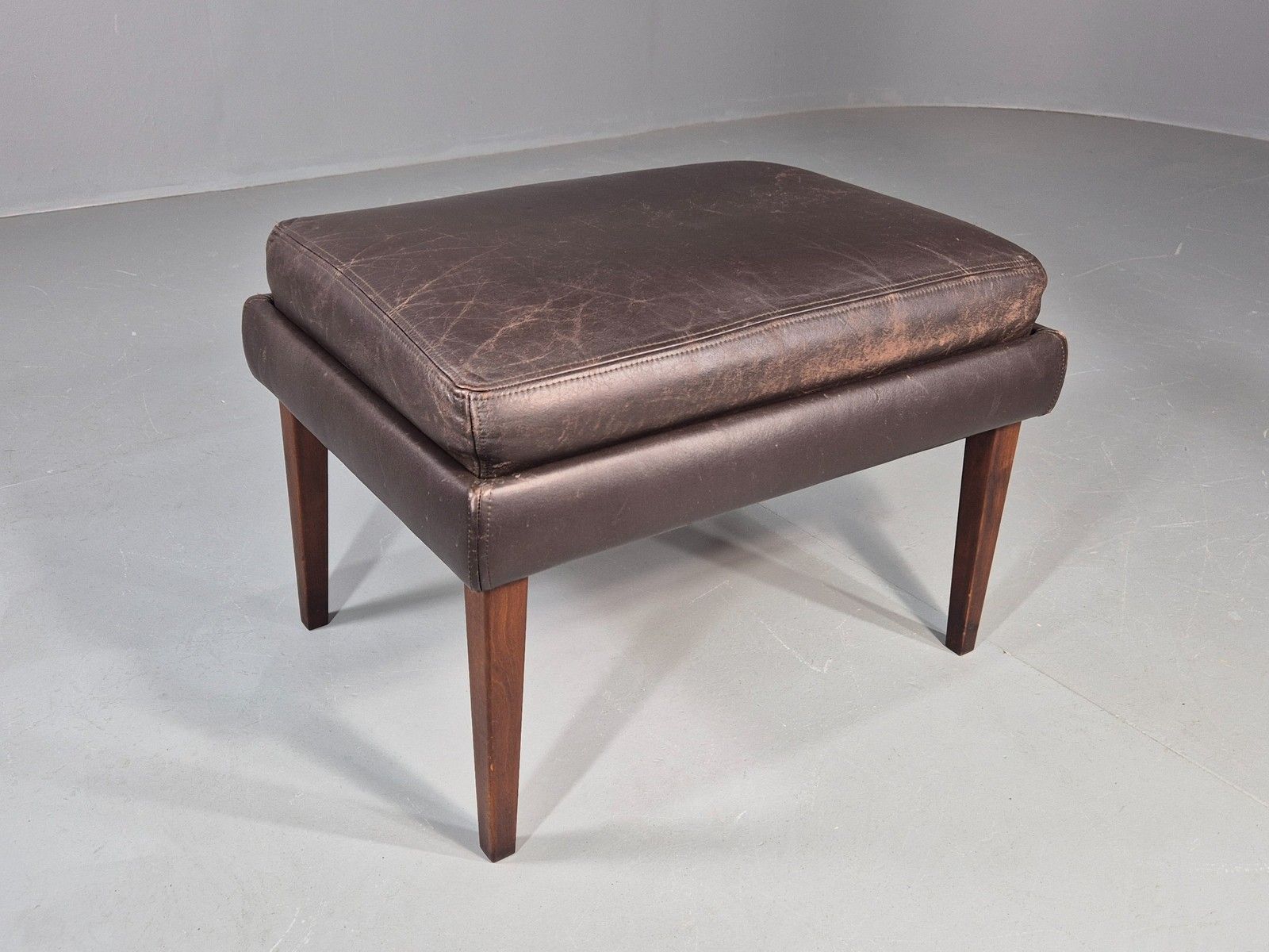 Vintage Mid Century Footstool Danish 1960s Retro Brown Leather Eb12225