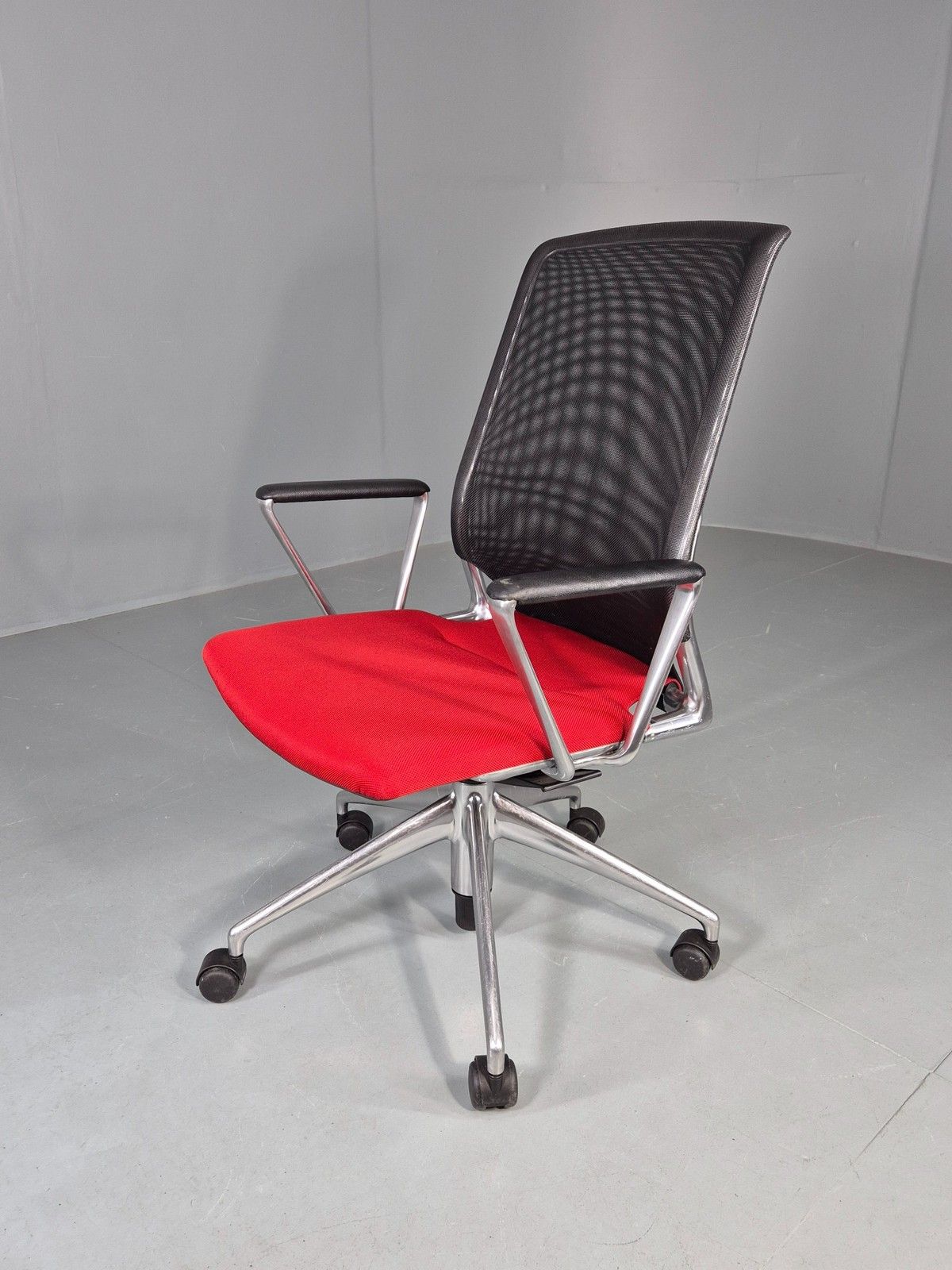 Vintage Vitra Media Office Chair Red And Black Eb12246