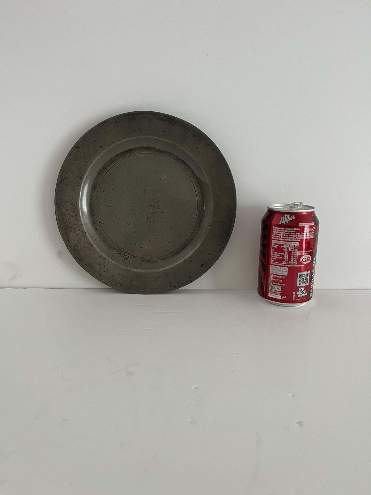 photo vinterior George 111rd Pewter Plate Fully London Stamped , English Circa 1760