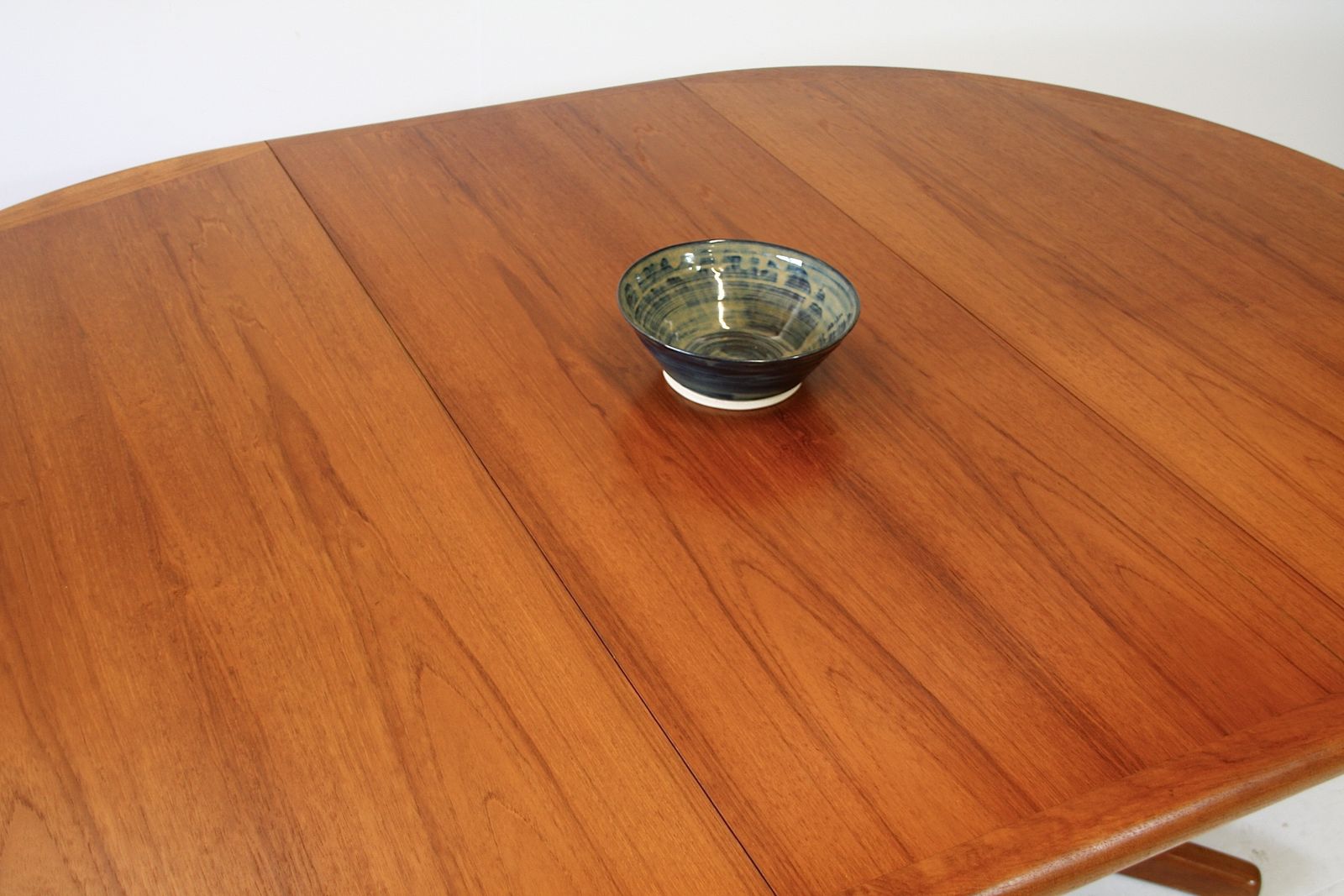 photo vintage Vintage Danish Extending Dining Table   Teak C.1960