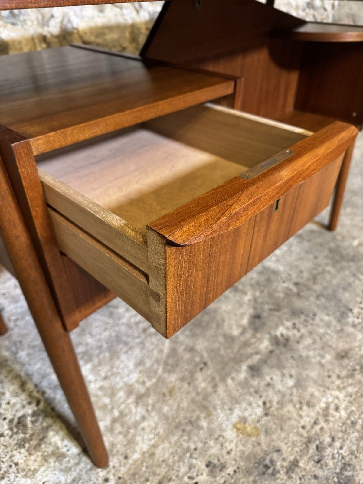 🚛 Vintage Mid Century Small Danish Teak Desk By Gunnar Nielsen For Tibergaard photo buy