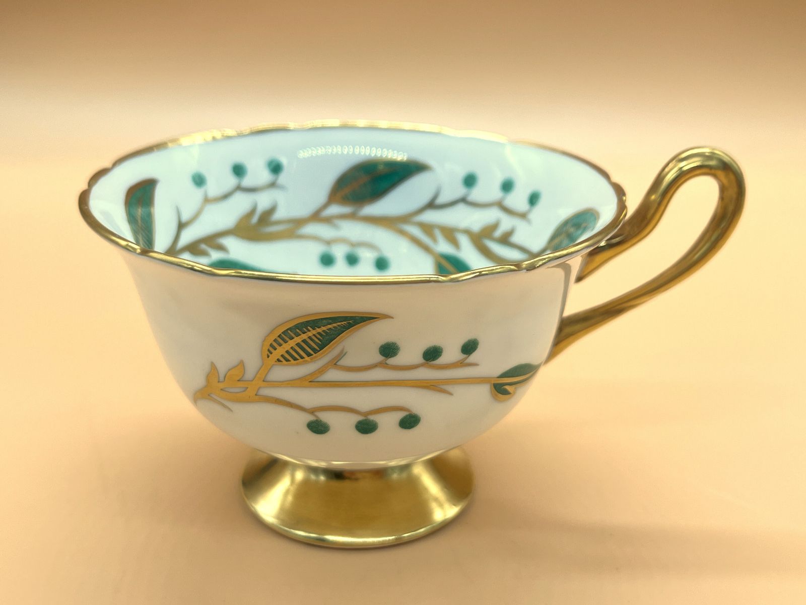 Vintage Shelley China Laurel Gainsborough Shape Tea Cup, Saucer And Side Plate Trio. C1950. 13577. photo vinterior