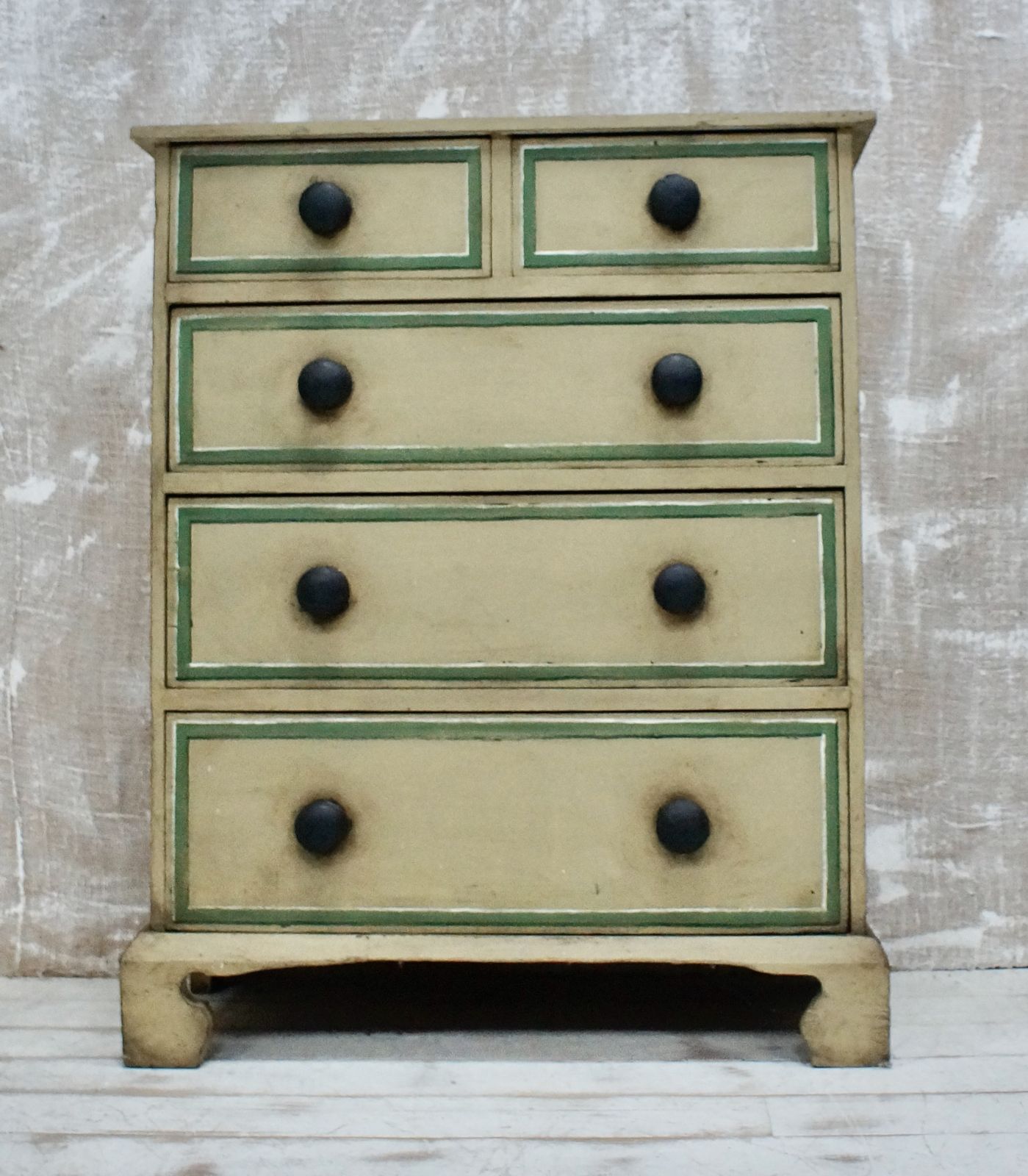 Victorian Painted Chest Of Drawers photo furniture