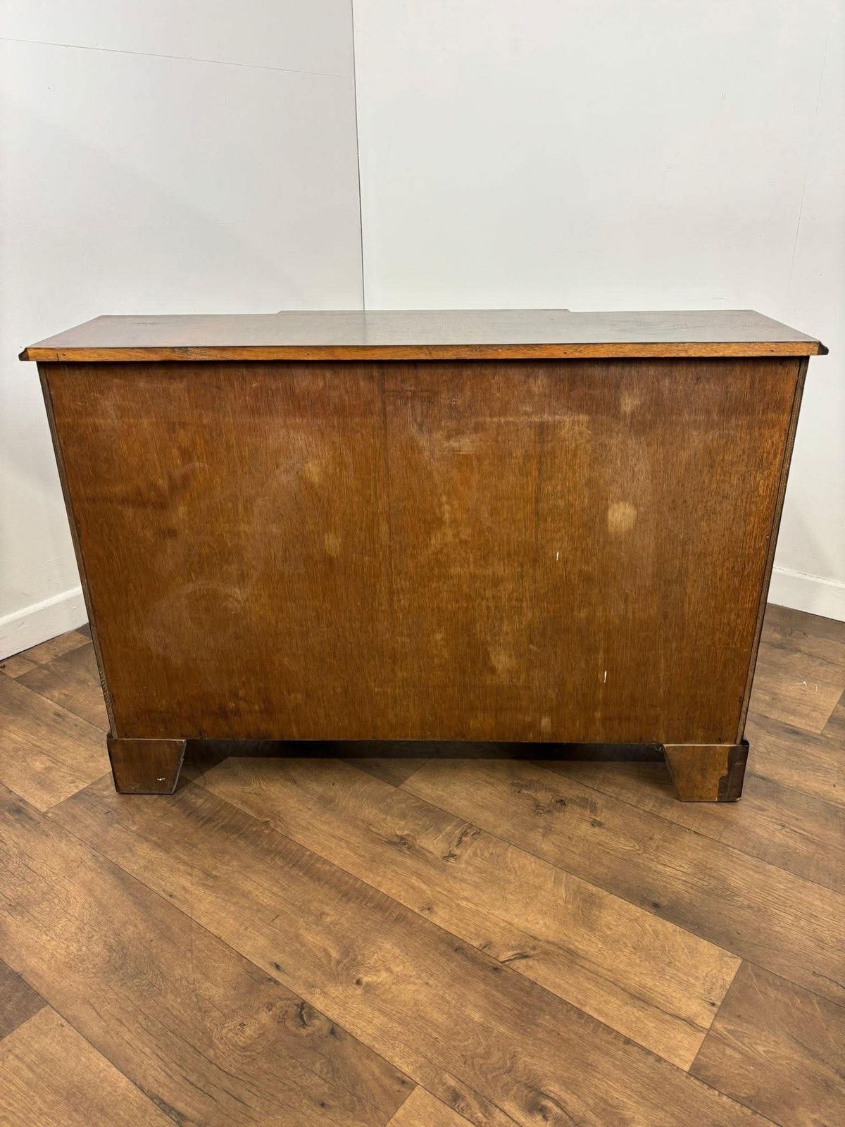 349.0 Reproduction Mahogany Crossbanded Breakfront Sideboard photo