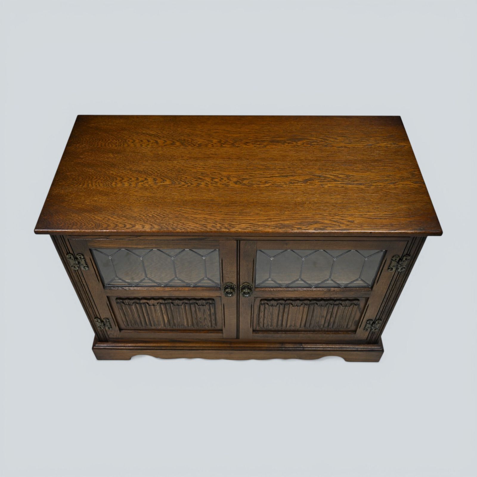 photo furniture Old Charm Tv Stand Music Entertainment/Cabinet Light Oak #2265 Free Uk Delivery