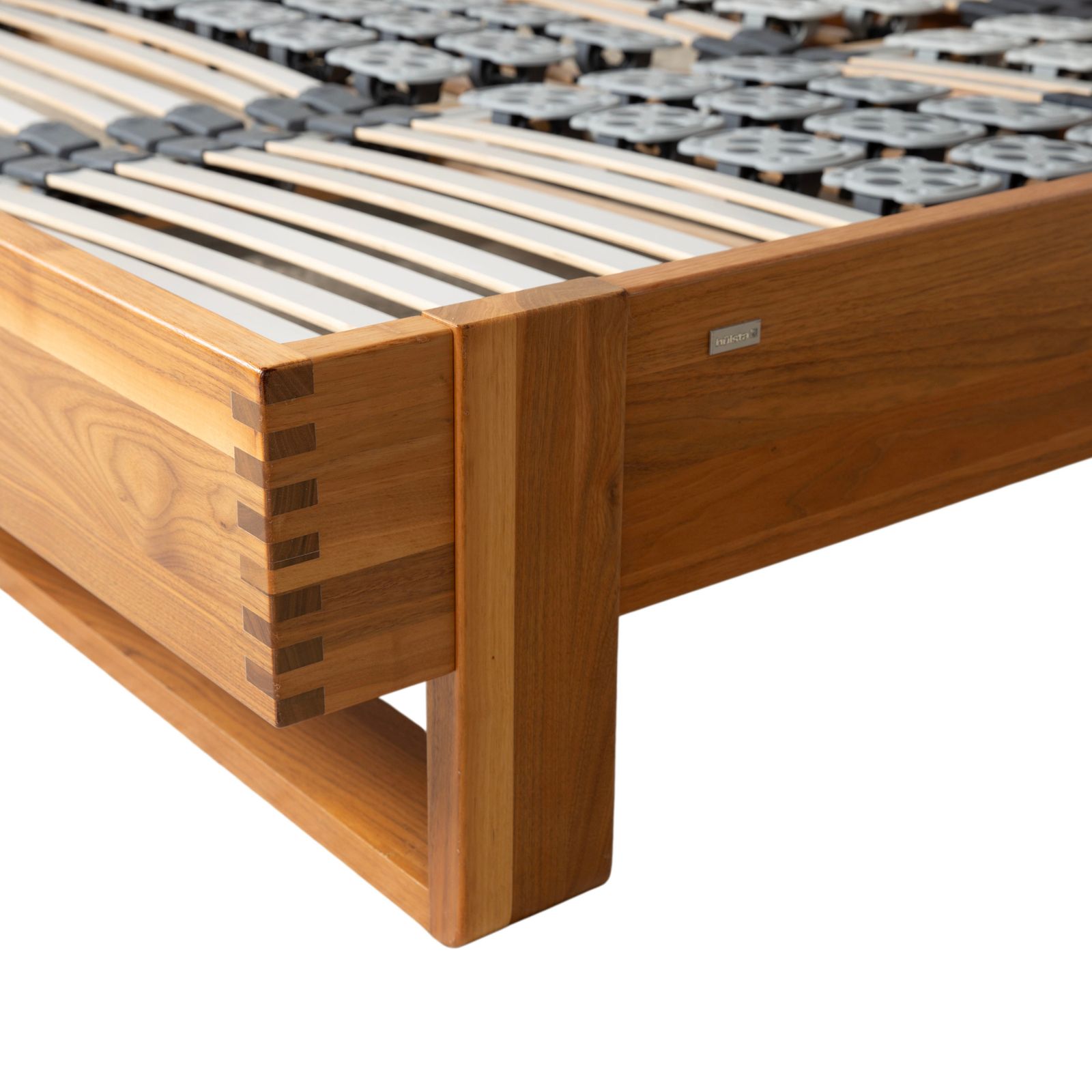 Mobilier Lit Hülsta en bois et cuir, marron et noir, fonction manuelle photo