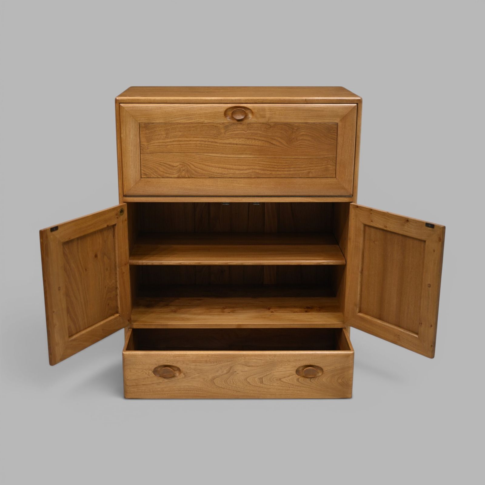 photo for sale Ercol Drinks Cabinet Gin/Drinks Light Finish Free Uk Delivery