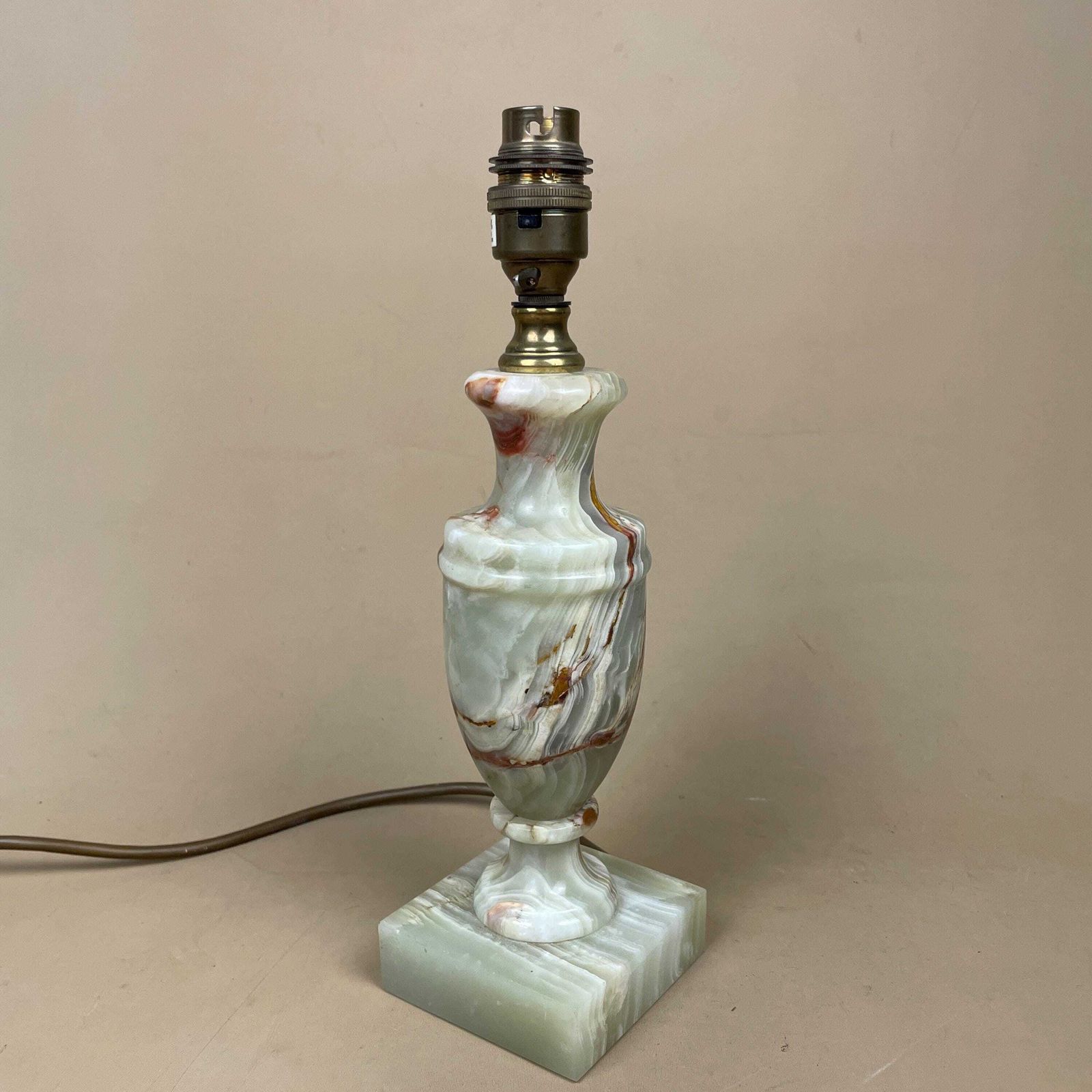 photo furniture Green Solid Marble Lamp Light Bedside Brass Gold Metal Base Marbled Pattern Heavy Classic Column Natural Stone Antique Vintage Side