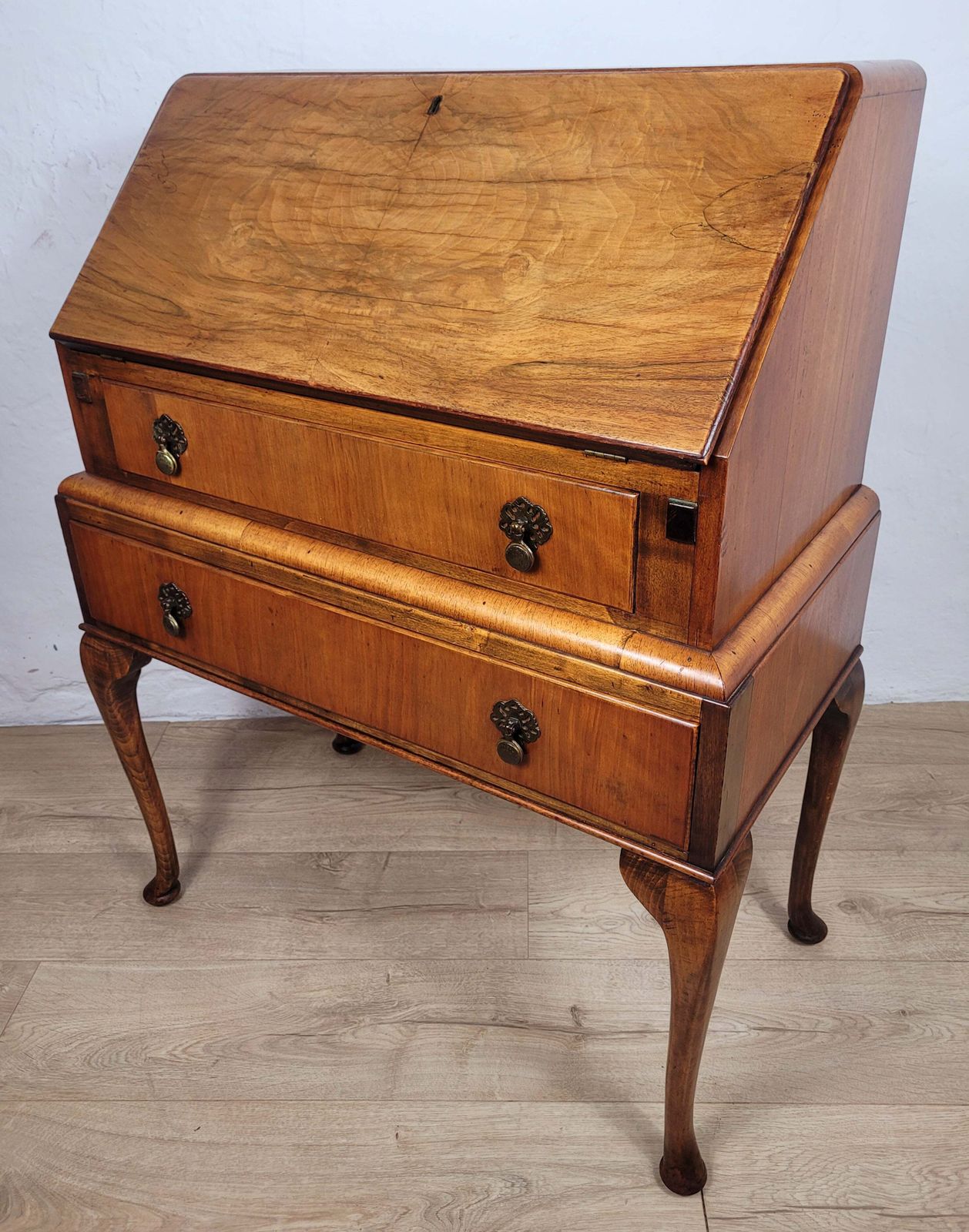 Vintage Writing Desk Denby & Spinks Walnut Cabriole Legs 1940s photo 640.0