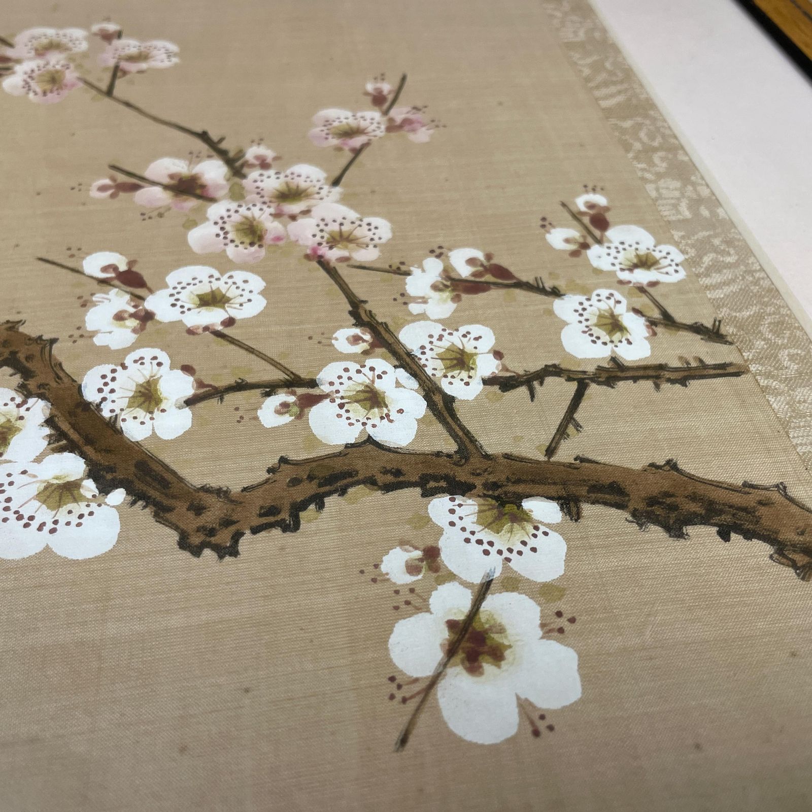 Art Asian Bird Floral Framed Art Picture Hand Painted On Silk Vintage Gold Frame Wall Hanging Japanese Style photo