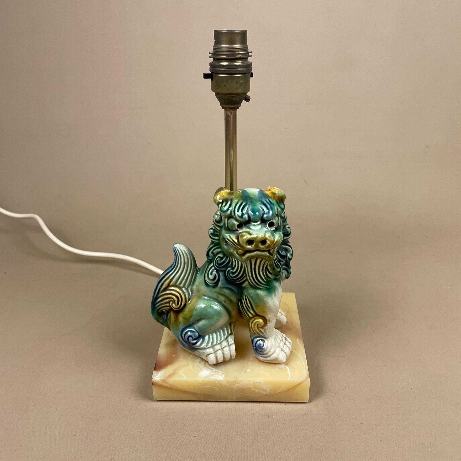 Oriental Lamp Bedside Table Light Green Blue Foo Dog Chinese Resin Onyx Marble Pattern Base Stand Ceramic Antique Classic Gold Brass Metal
