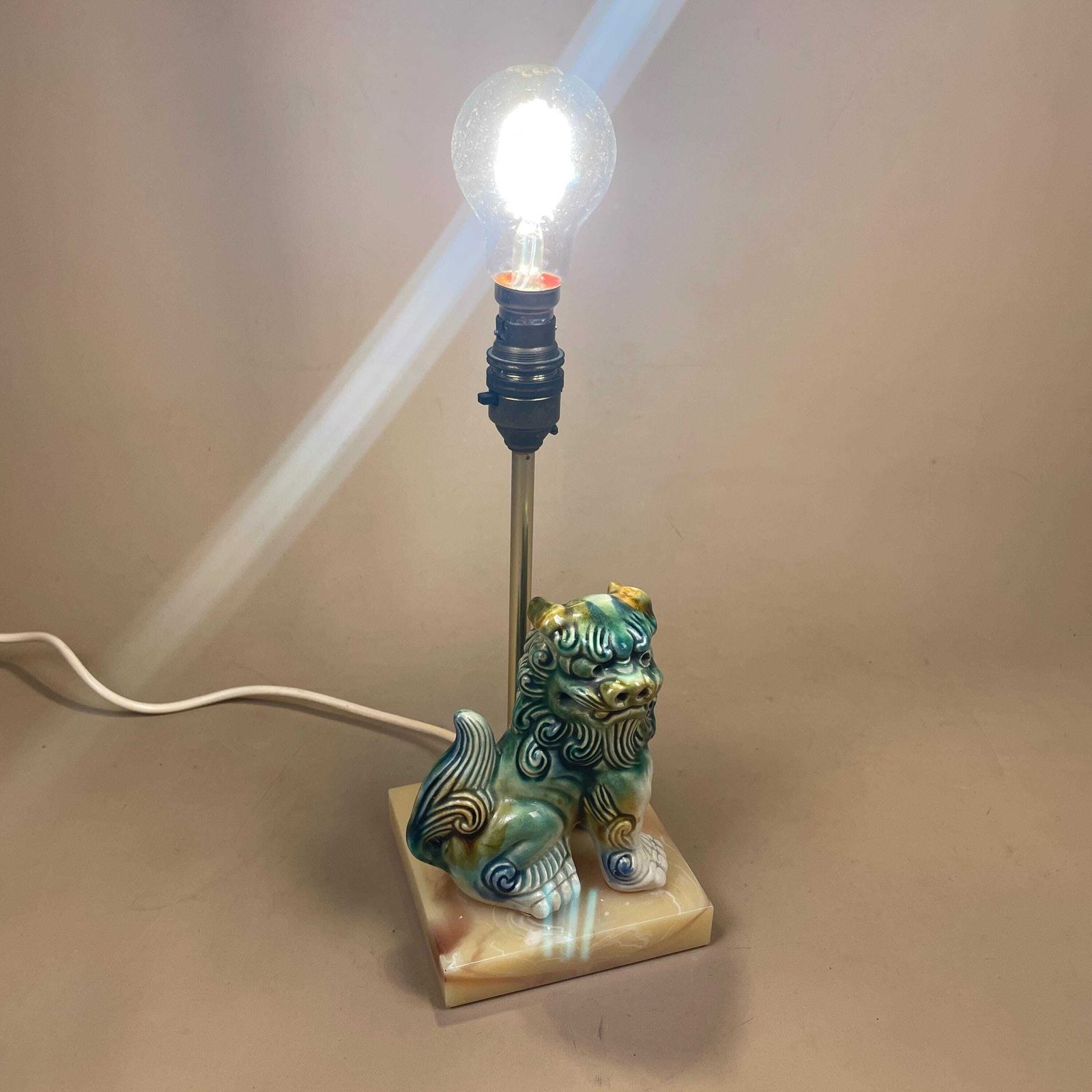 Lighting Oriental Lamp Bedside Table Light Green Blue Foo Dog Chinese Resin Onyx Marble Pattern Base Stand Ceramic Antique Classic Gold Brass Metal photo