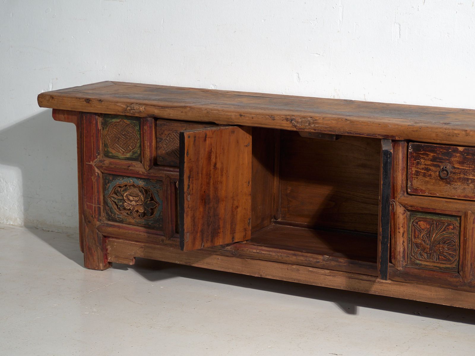 photo furniture Antique Low Carved Sideboard In Elm Wood – China, Circa 1930