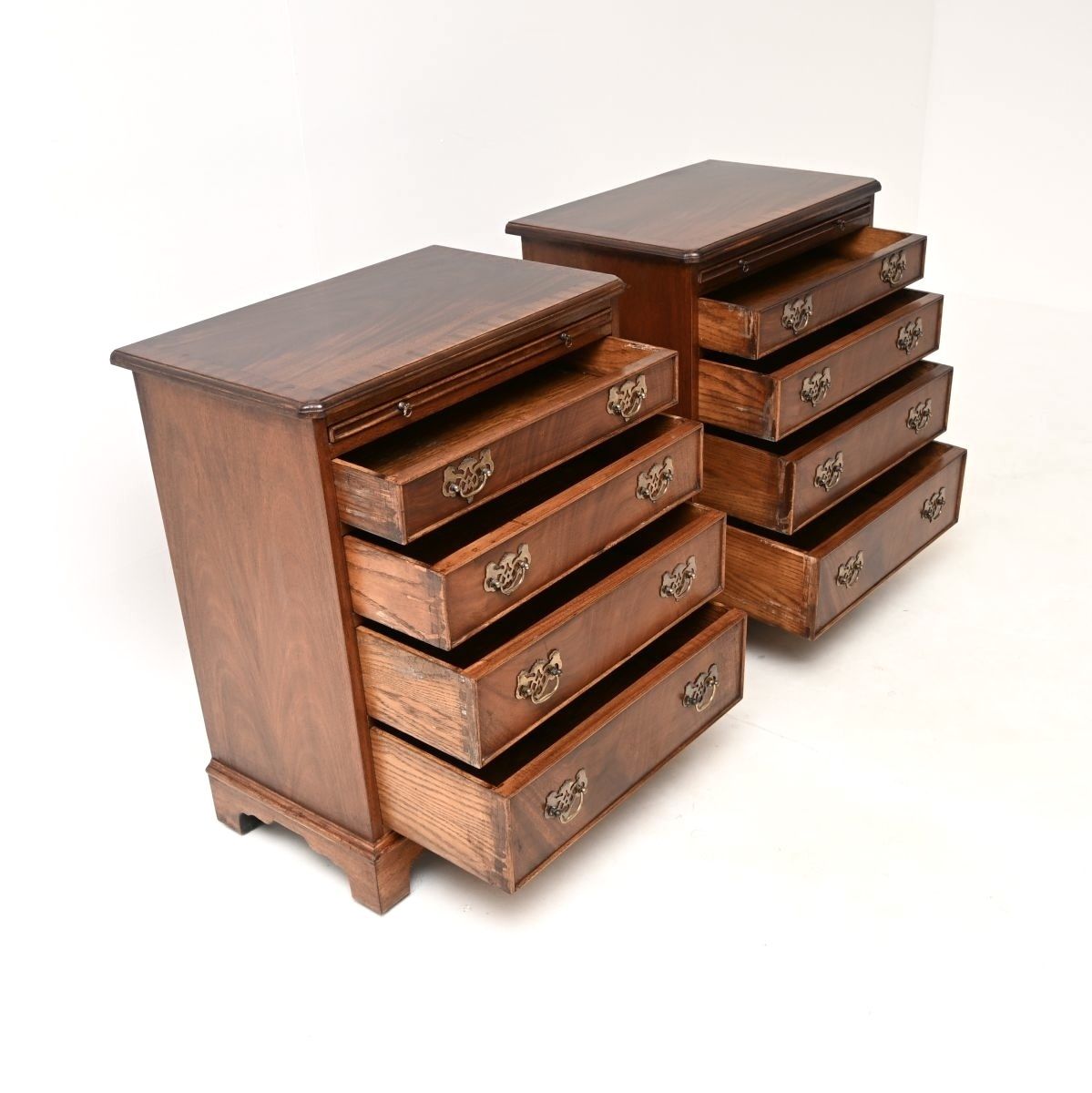 photo furniture Pair Of Antique Mahogany Chests Of Drawers
