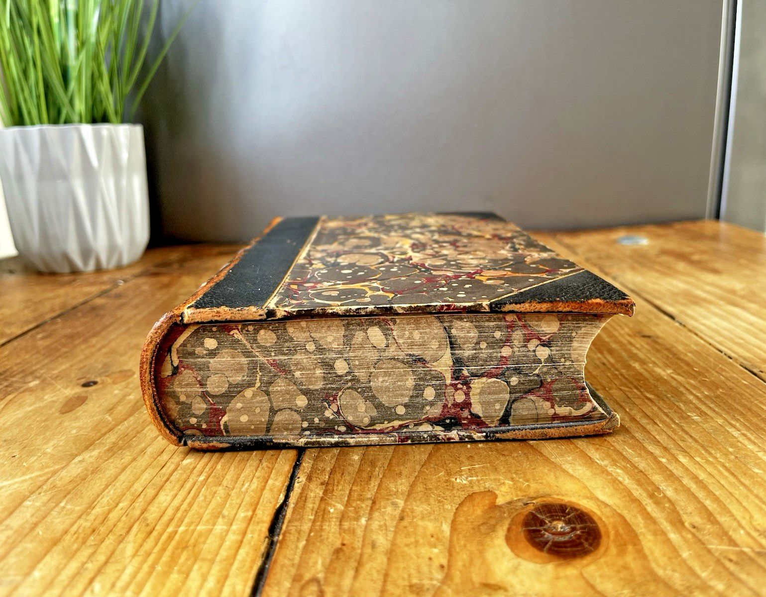 Antique Victorian Decorative Book 1861 Leather Joseph Haydns Dictionary Of Dates photo vinterior