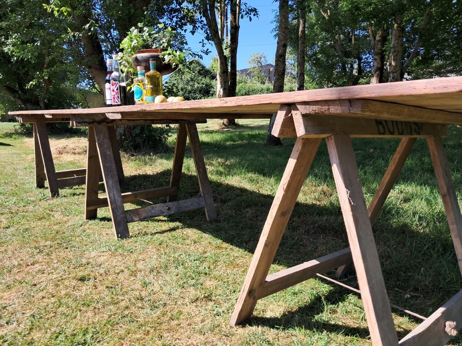 Harvest Trestle Table photo vinterior