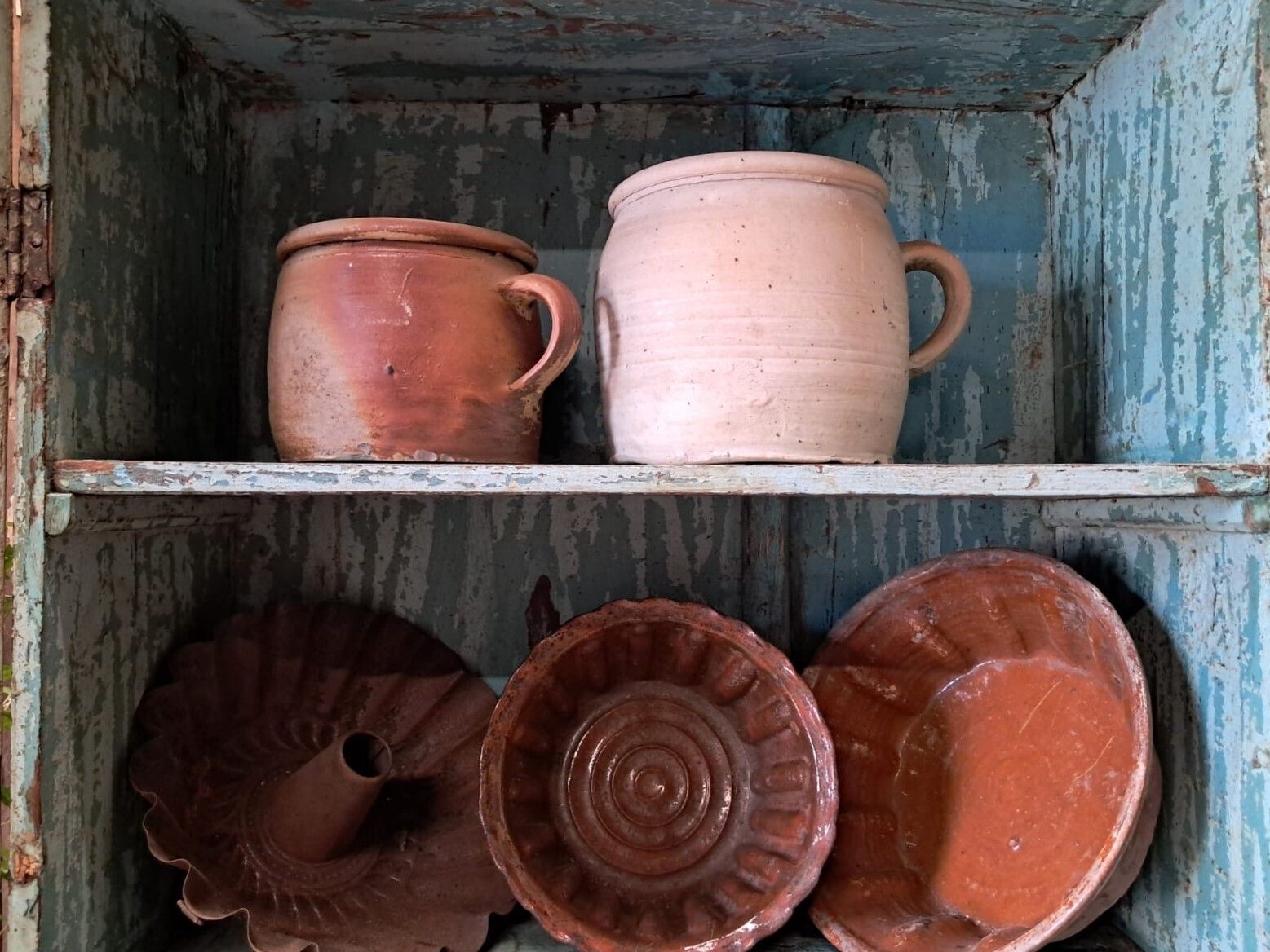Furniture Rustic Vitrine photo
