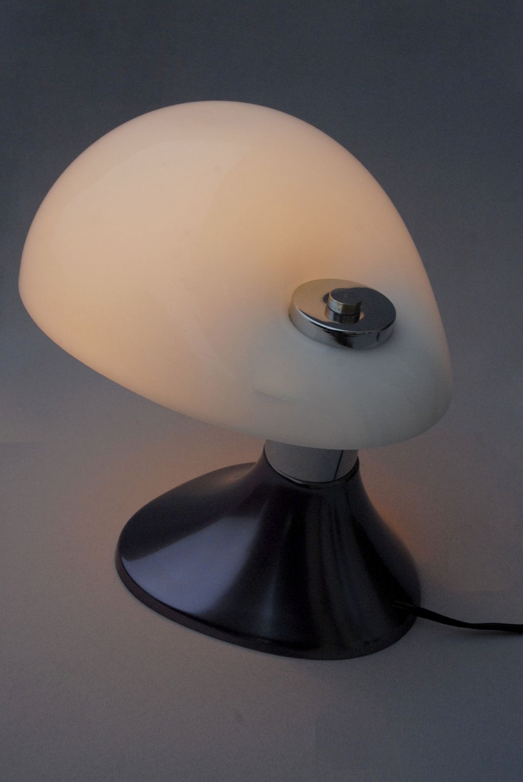 Cobra Table Lamp From Guzzini, Italy, 1970s photo Lighting