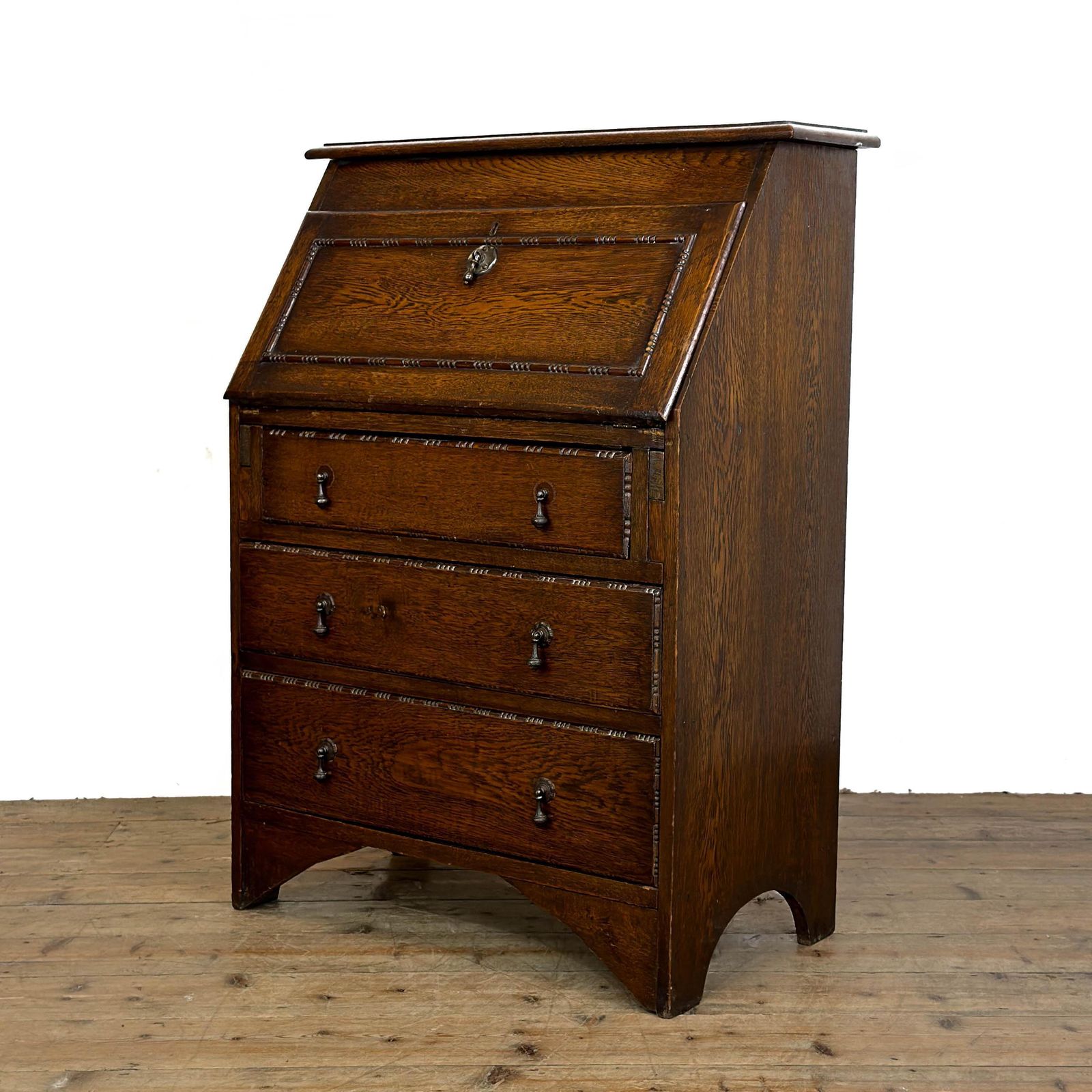 Early 20th Century Oak Jacobean Style Bureau | Vintage Bureau | Vintage Desks | Home Office And Study | Oak Bureaux