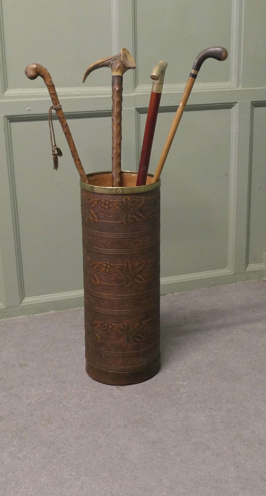 Post Modern Simulated Leather Stick Stand, Umbrella Stand An Attractive Piece photo Home Decor