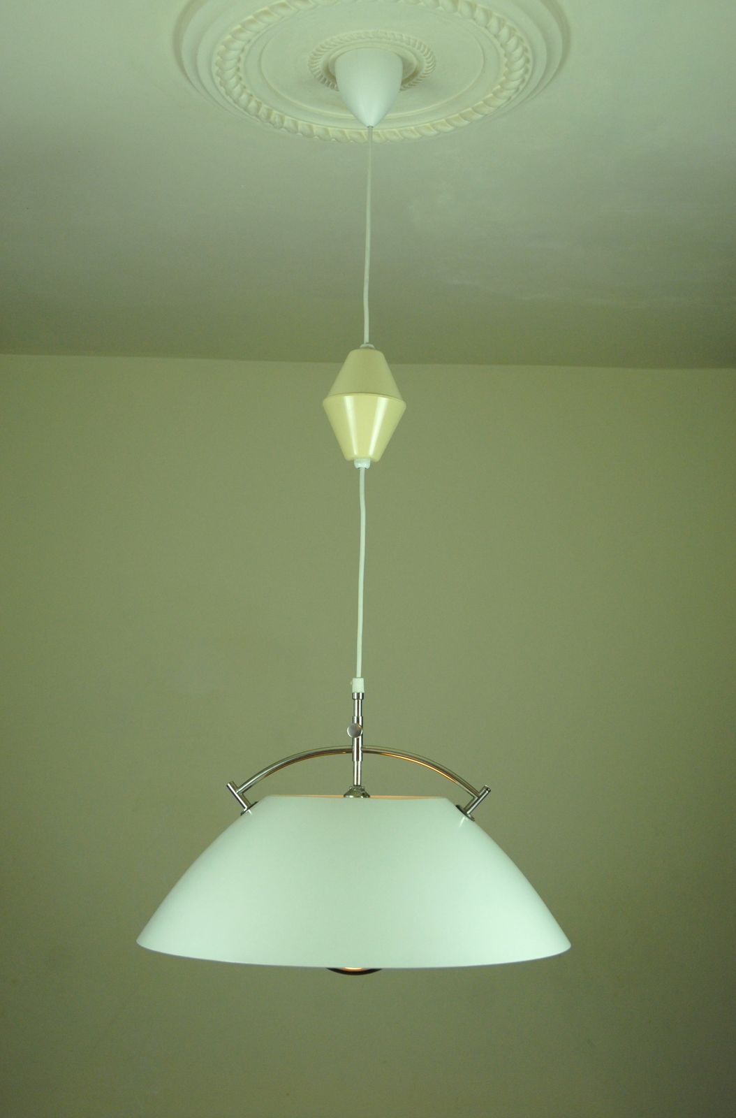 Vintage Jh 604 Pendant Lamp By Hans J Wegner For Louis Poulsen, 1970s photo furniture