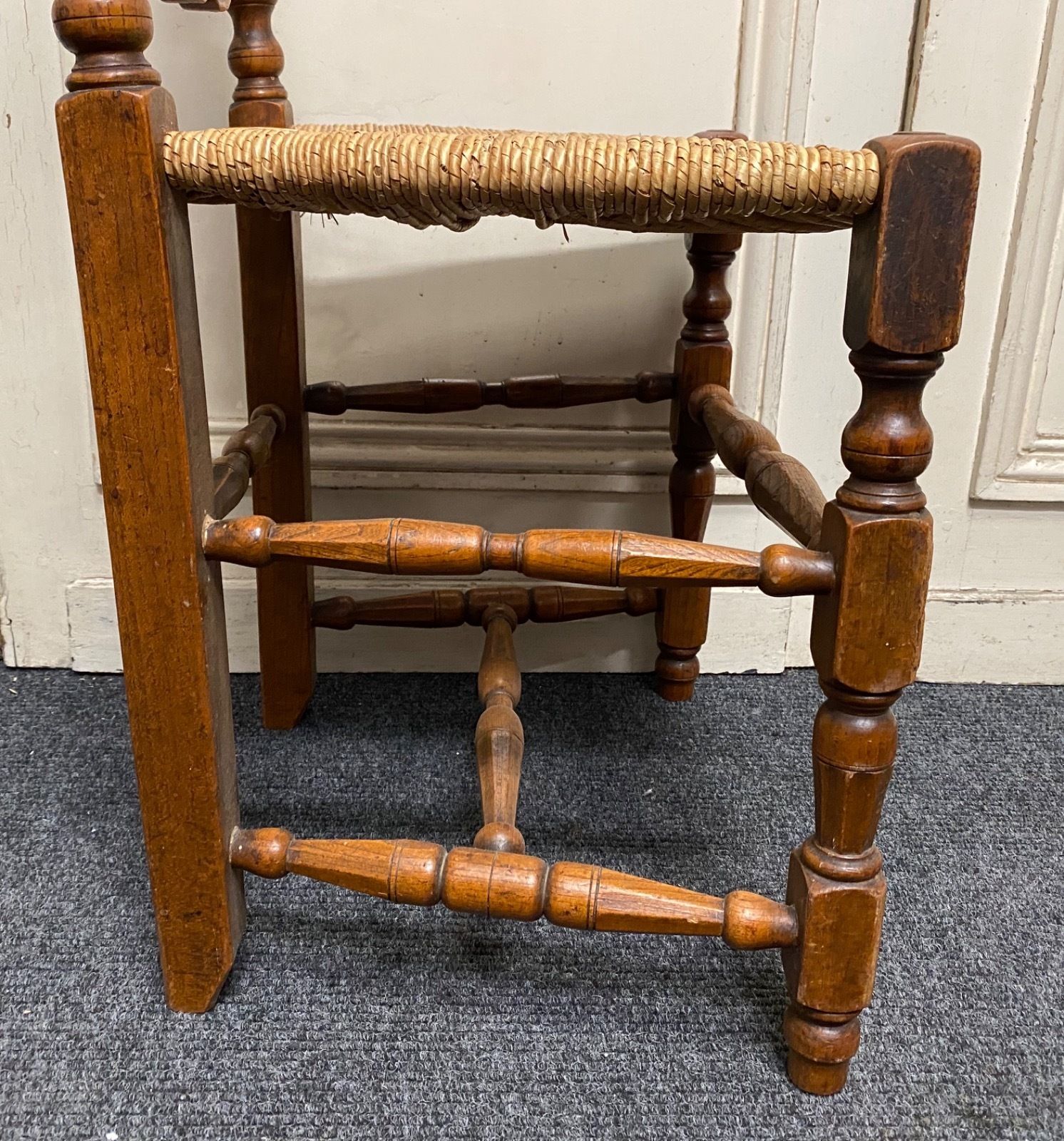 photo furniture Set 8 French Farmhouse Dining Chairs