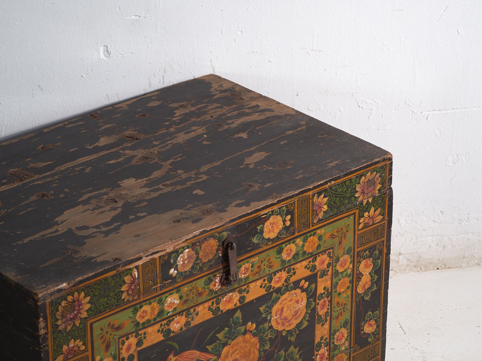 Antique Painted Trunk In Pine Wood – China, Circa 1900 photo furniture