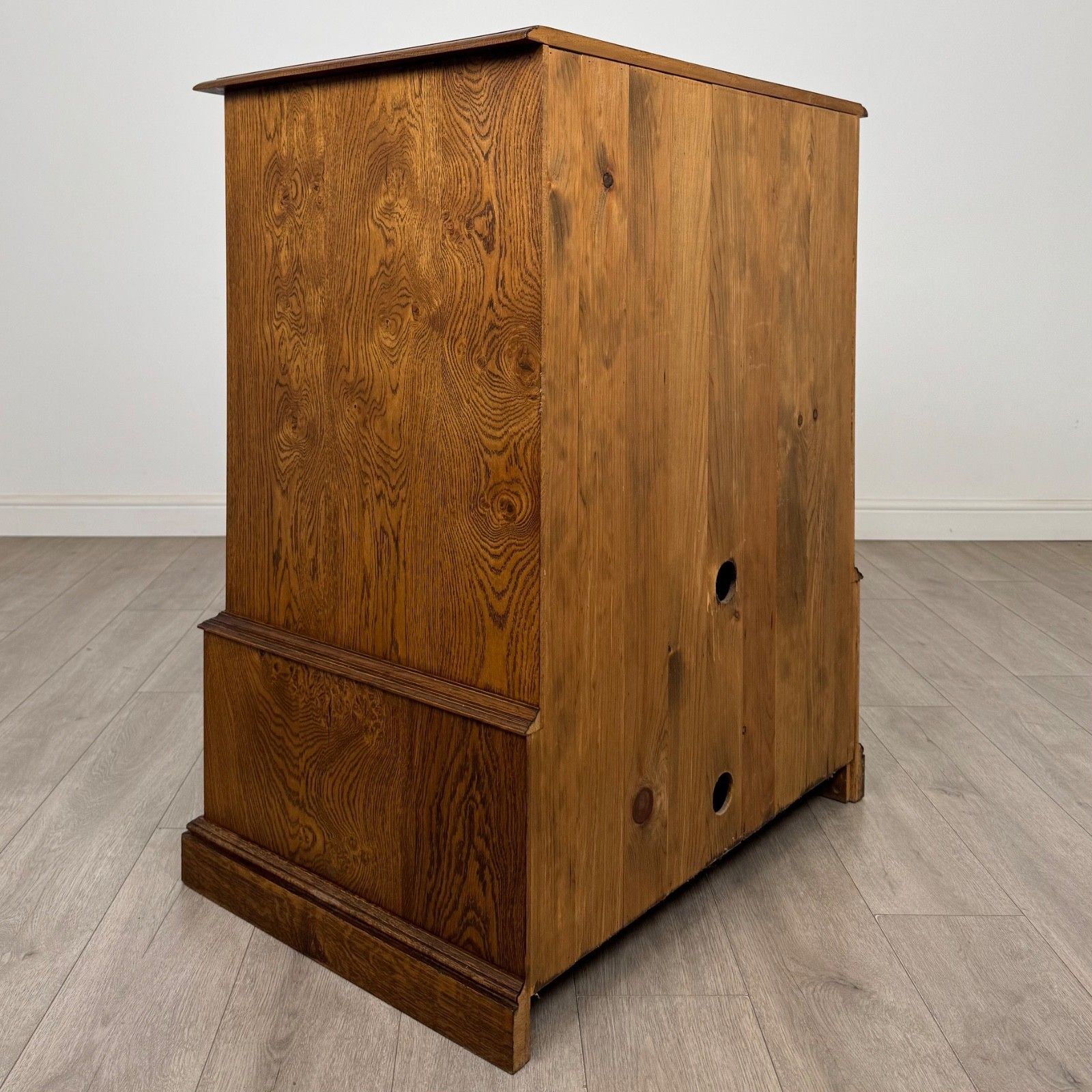 Antique 20th Century Fine Quality Cupboard In Burr Oak ( Af 5818 ) photo 685.0