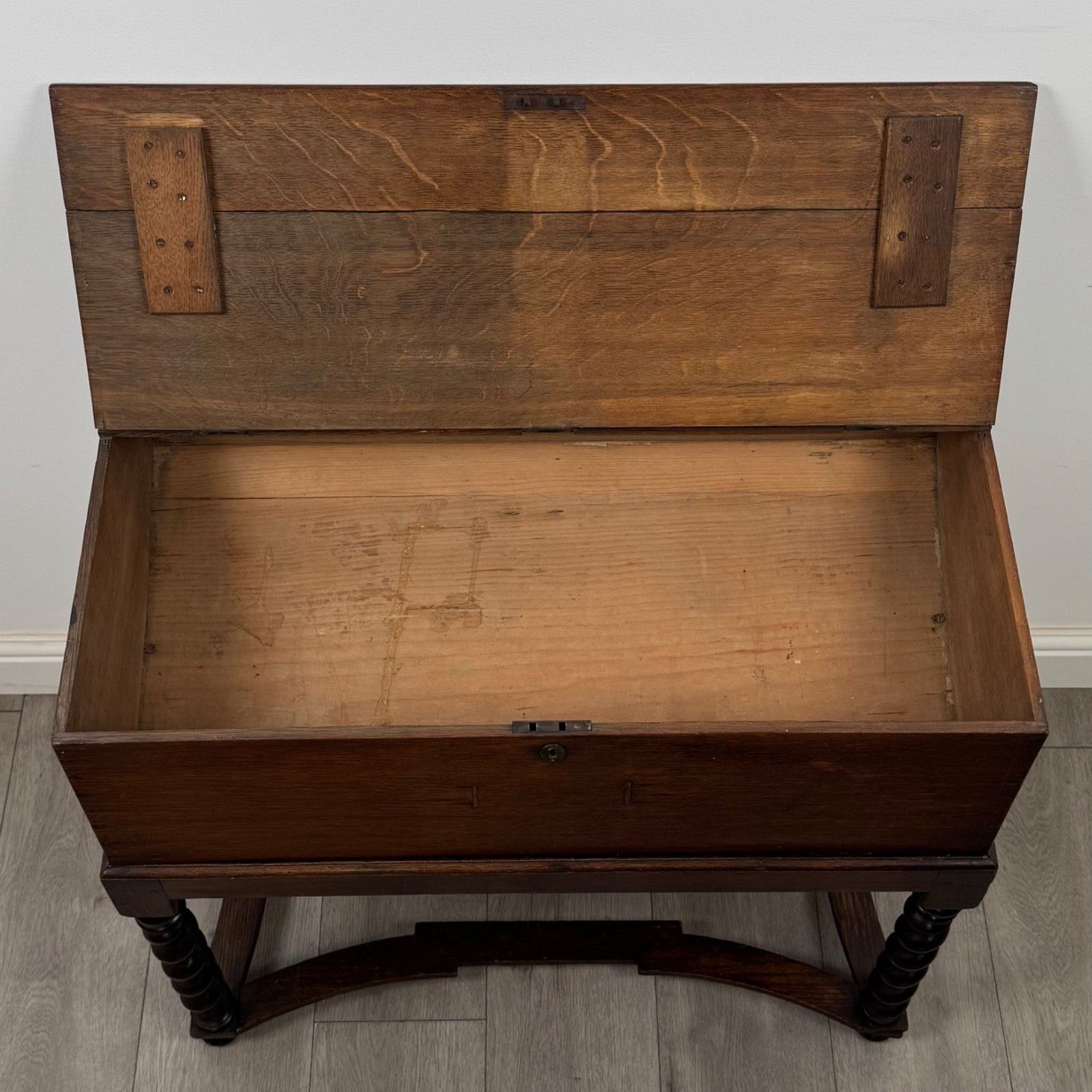 photo for sale Antique 19th Century Victorian Box On Stand In Oak ( Af 5865 )