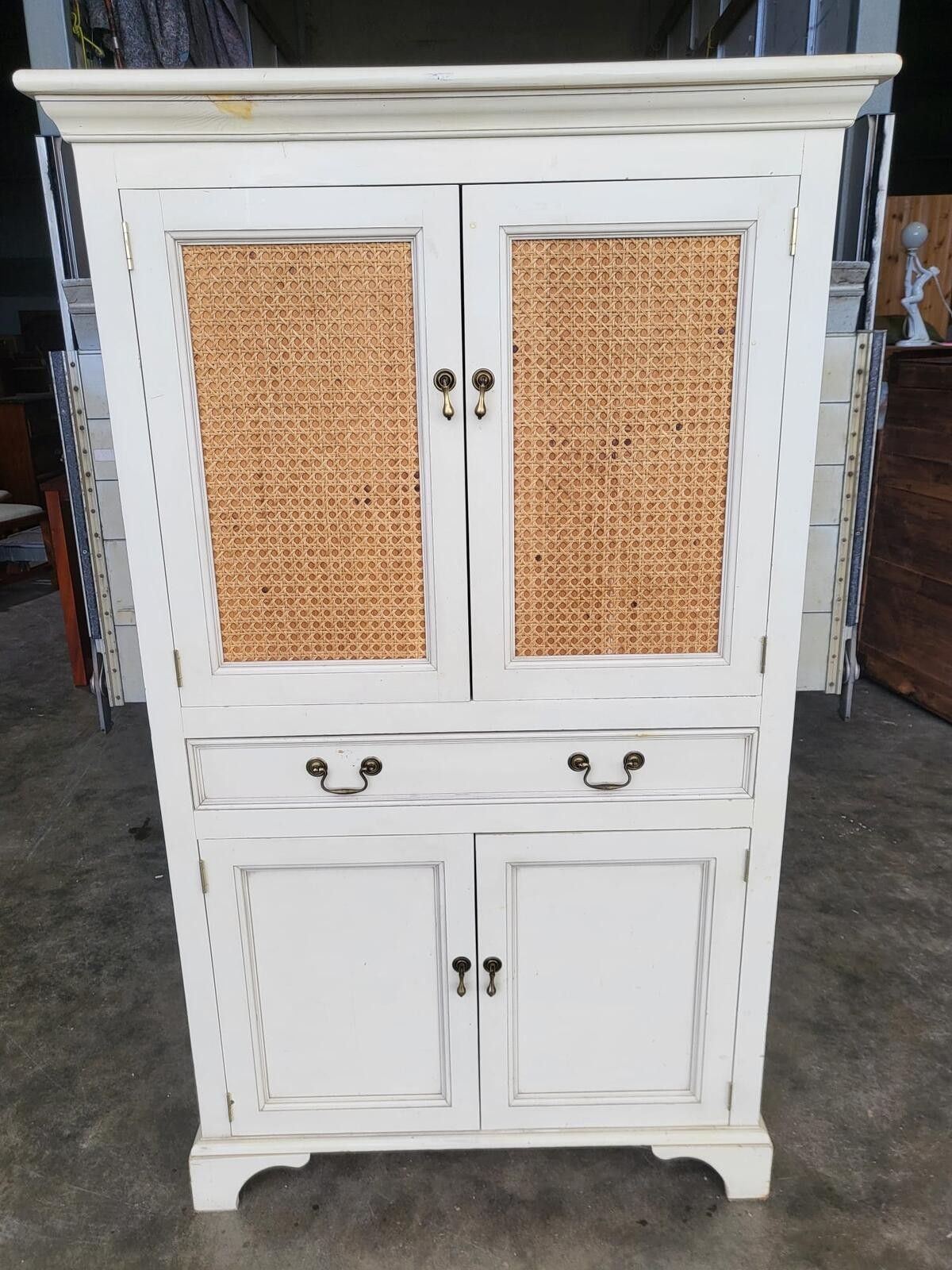 Laura Ashley Linen Press Storage Cabinet Kitchen Cupboard