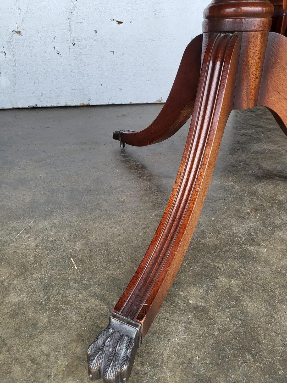 Antique Repro Mahogany Twin Pedestal Extending Dining Table Seat To 10 photo 375.0