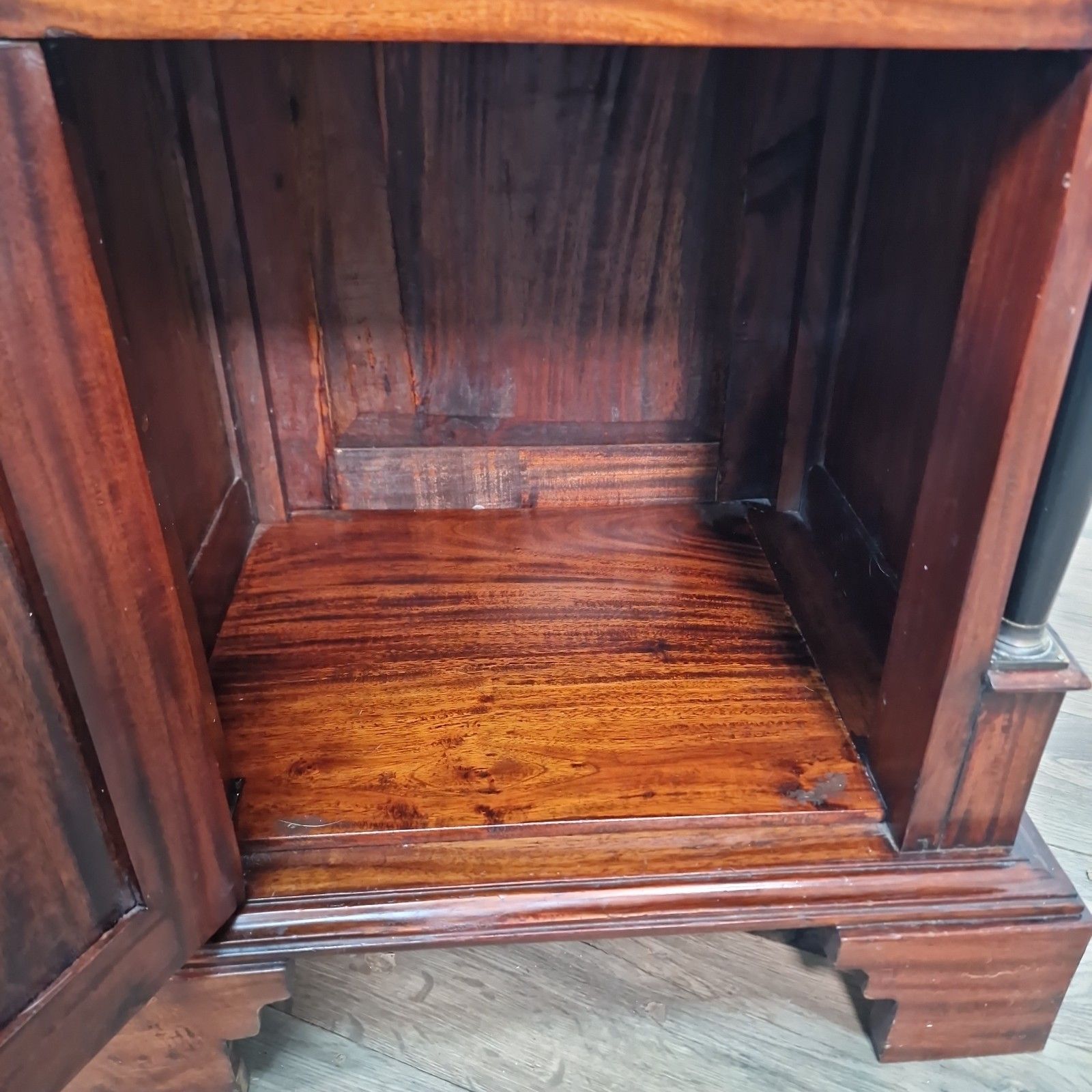 Vintage Mahogany Bedside Cabinet Table Antique Empire Style Pedestal Cupboard photo vinterior