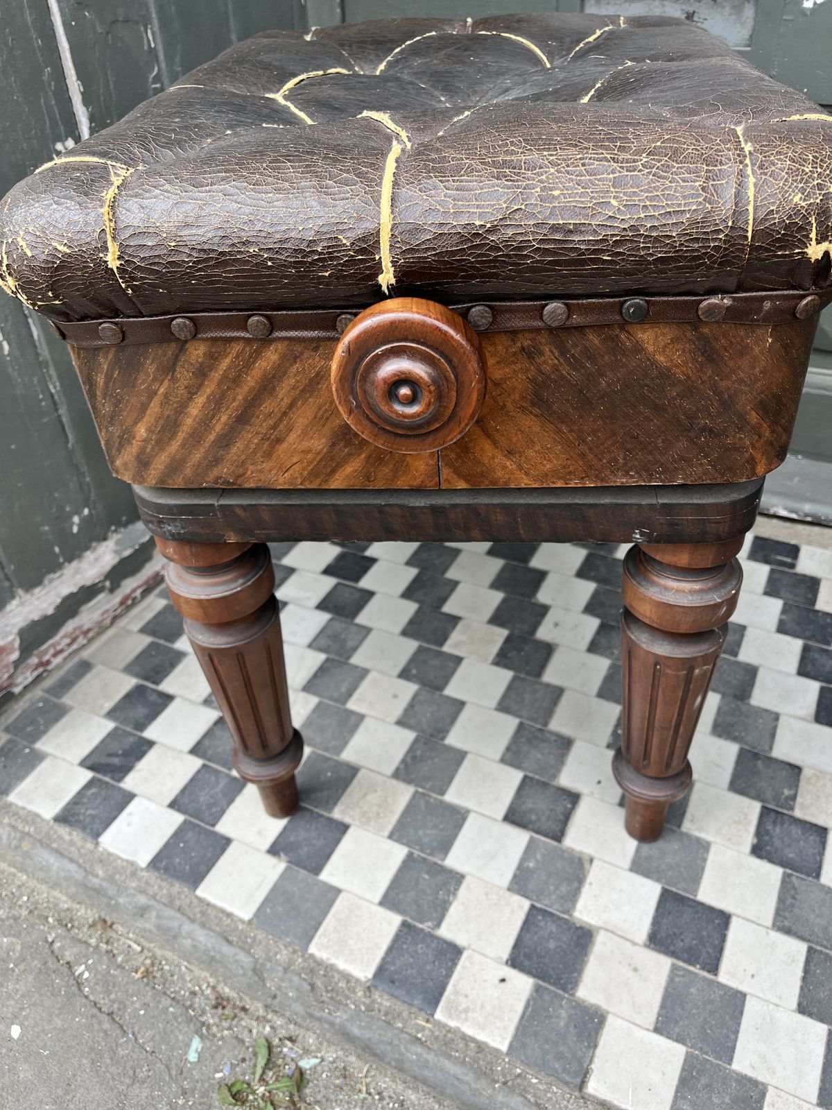 photo buy H Brooks And Co Victorian Walnut Adjustable Piano Stool
