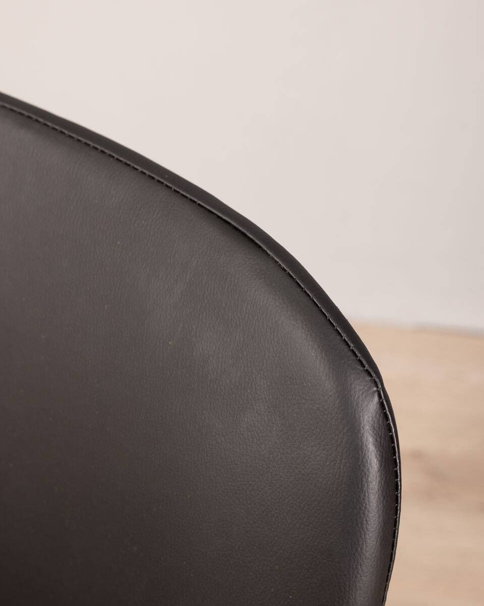 Set Of 4 Chairs 70s Vintage In Black Leather Italian Design photo 1237.0