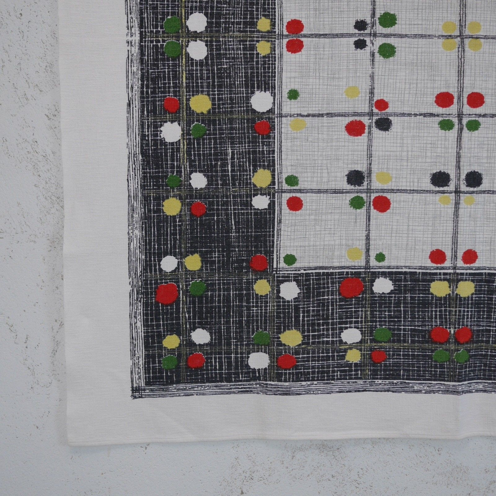 photo furniture Mid Century Tablecloth Fabric Cotton Geometric Dot Black Green Red #103221