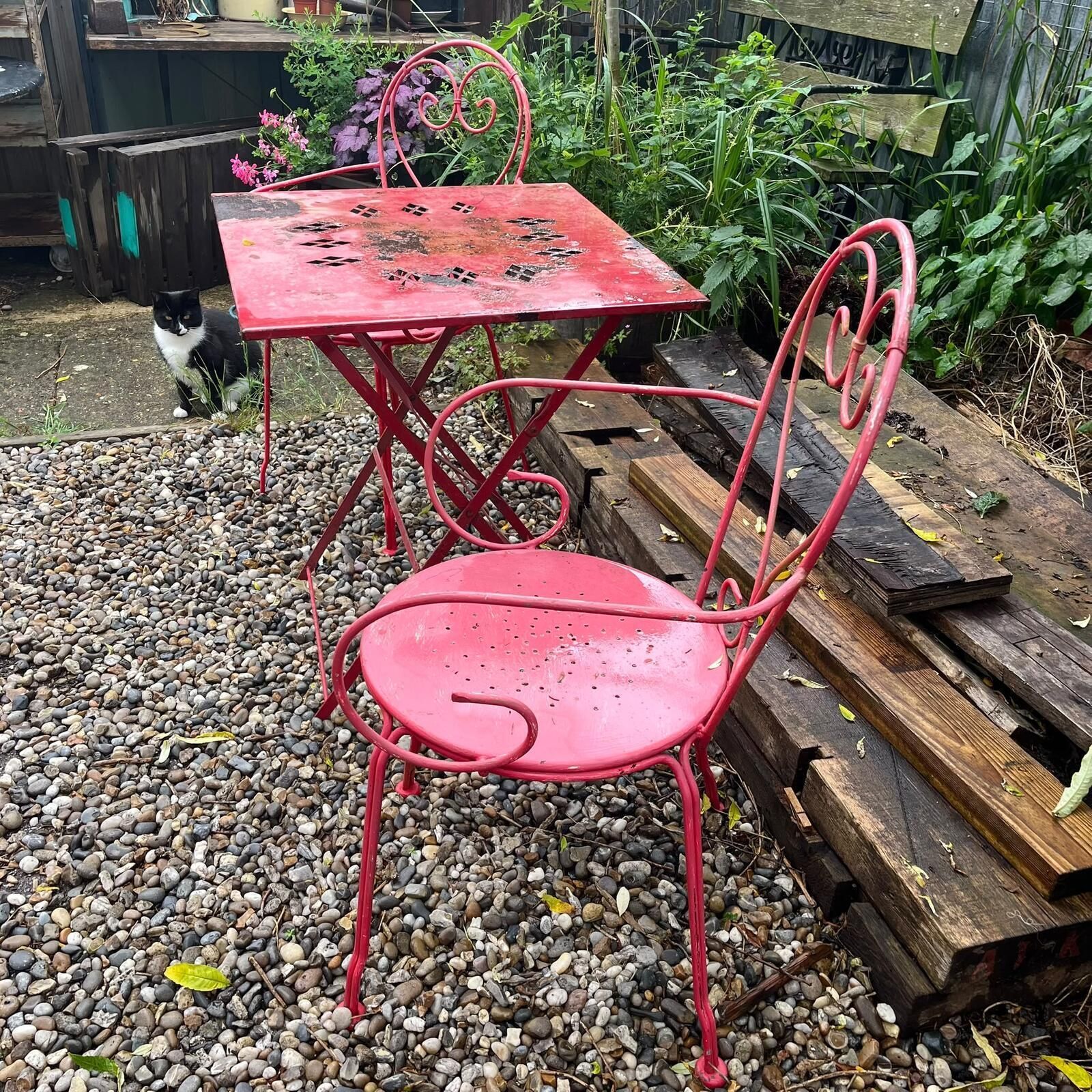 Retro Metal Bistro Table And 2 Chairs Garden Patio Conservatory Great Patina photo for sale