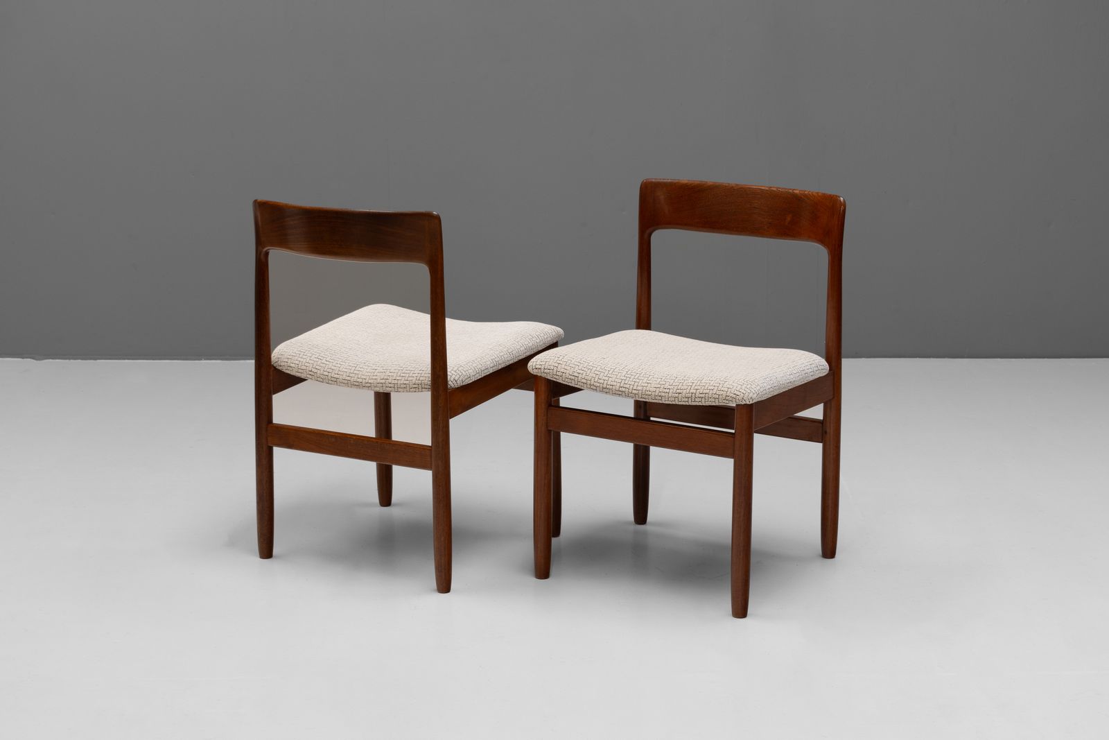 Set Of Six Fonseca Teak Dining Chairs photo Furniture
