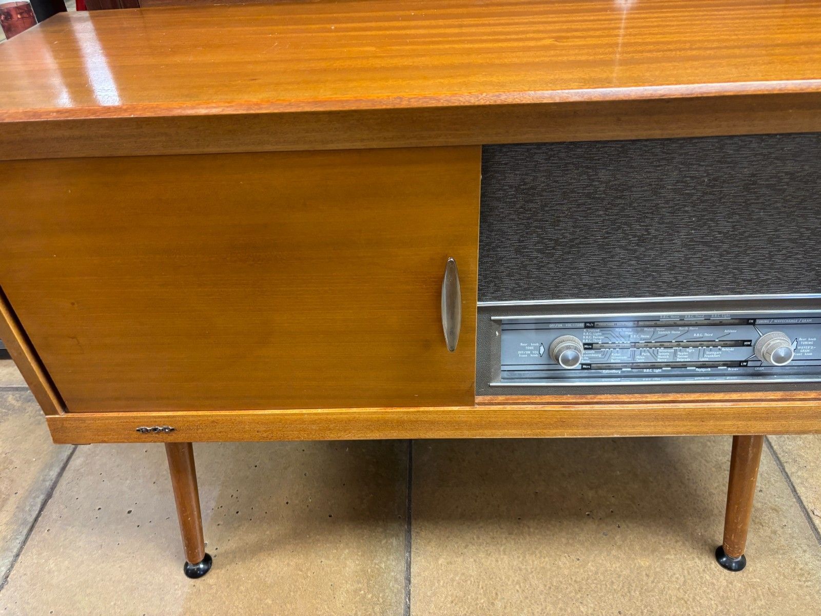 Mid Century G.R.D Model 204 Radiogram photo Home Decor