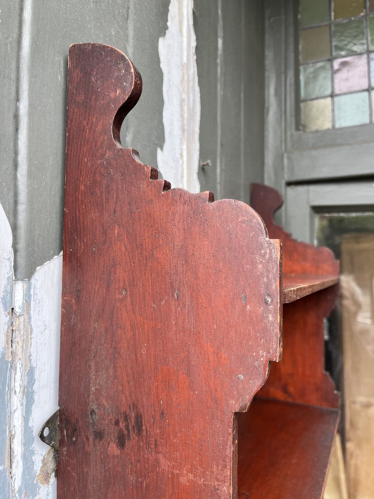 Small Victorian Pine Wall Shelves In Original Dark Red Stain photo 195.0