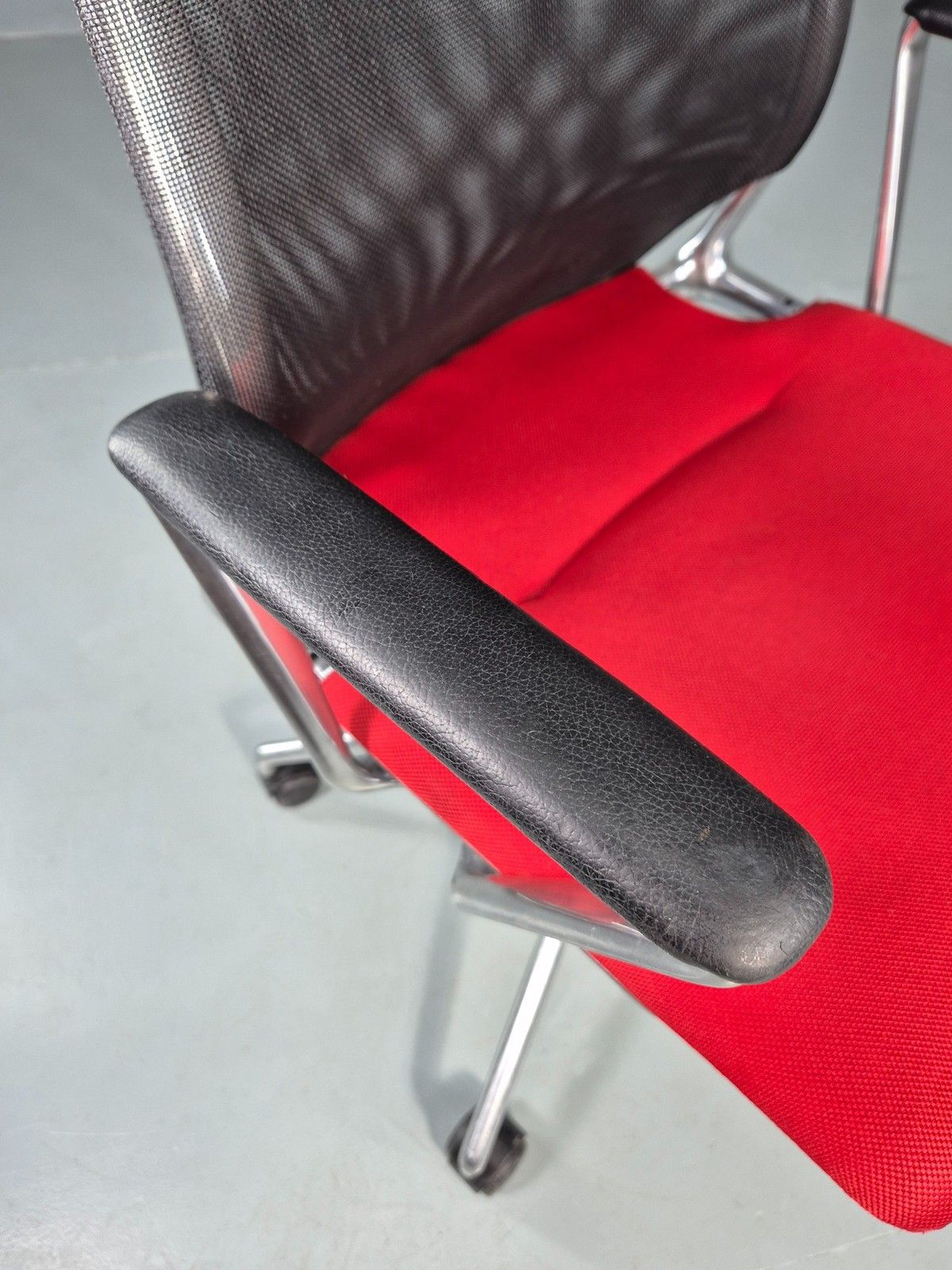 Vintage Vitra Media Office Chair Red And Black Eb12256 photo buy