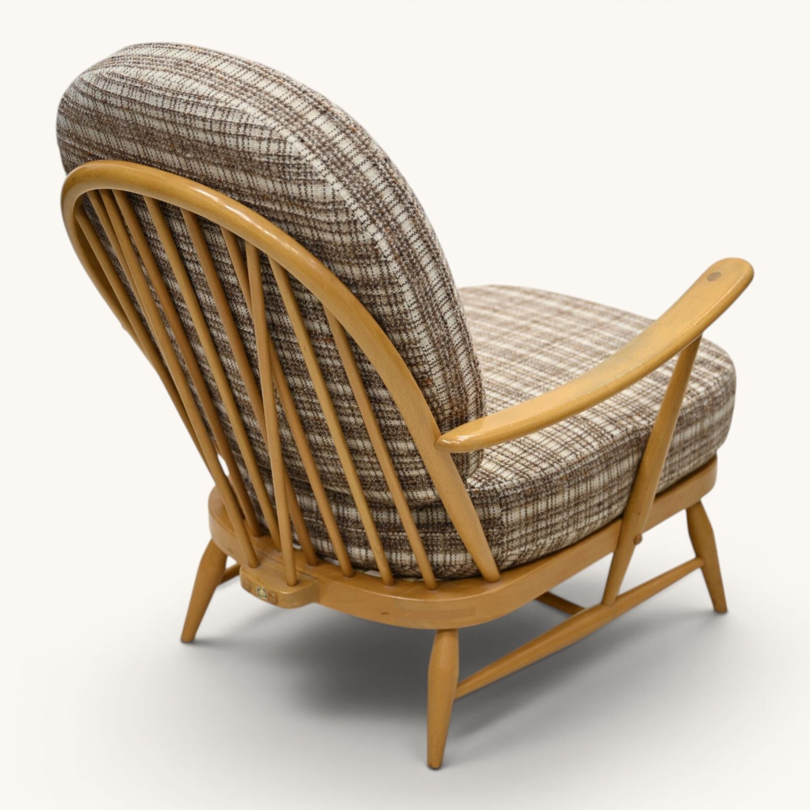 Ercol Windsor Easy Chair Model 203 1970s New Webbing Light Finish Free Delivery* photo vinterior