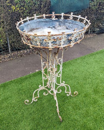 Jardinière française en ferronnerie, base en trèfle, vers 1880, livraison disponible 0153 photo furniture